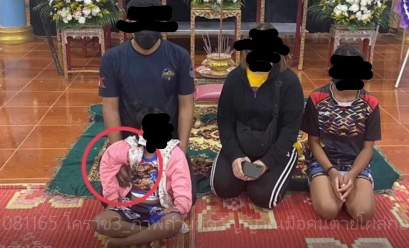 靈異！小女孩遭「魔手」緊抱身軀，後方男子直呼：真的不是我。（翻自臉書）