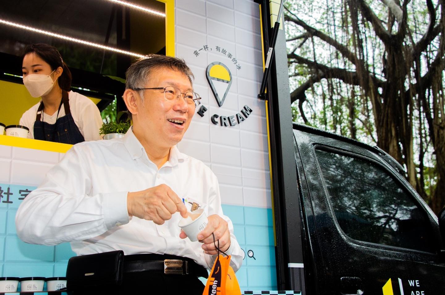 高虹安過度疲勞住院，柯文哲開記者會護愛將！大罵藍綠「沒品」。（翻自柯文哲臉書）