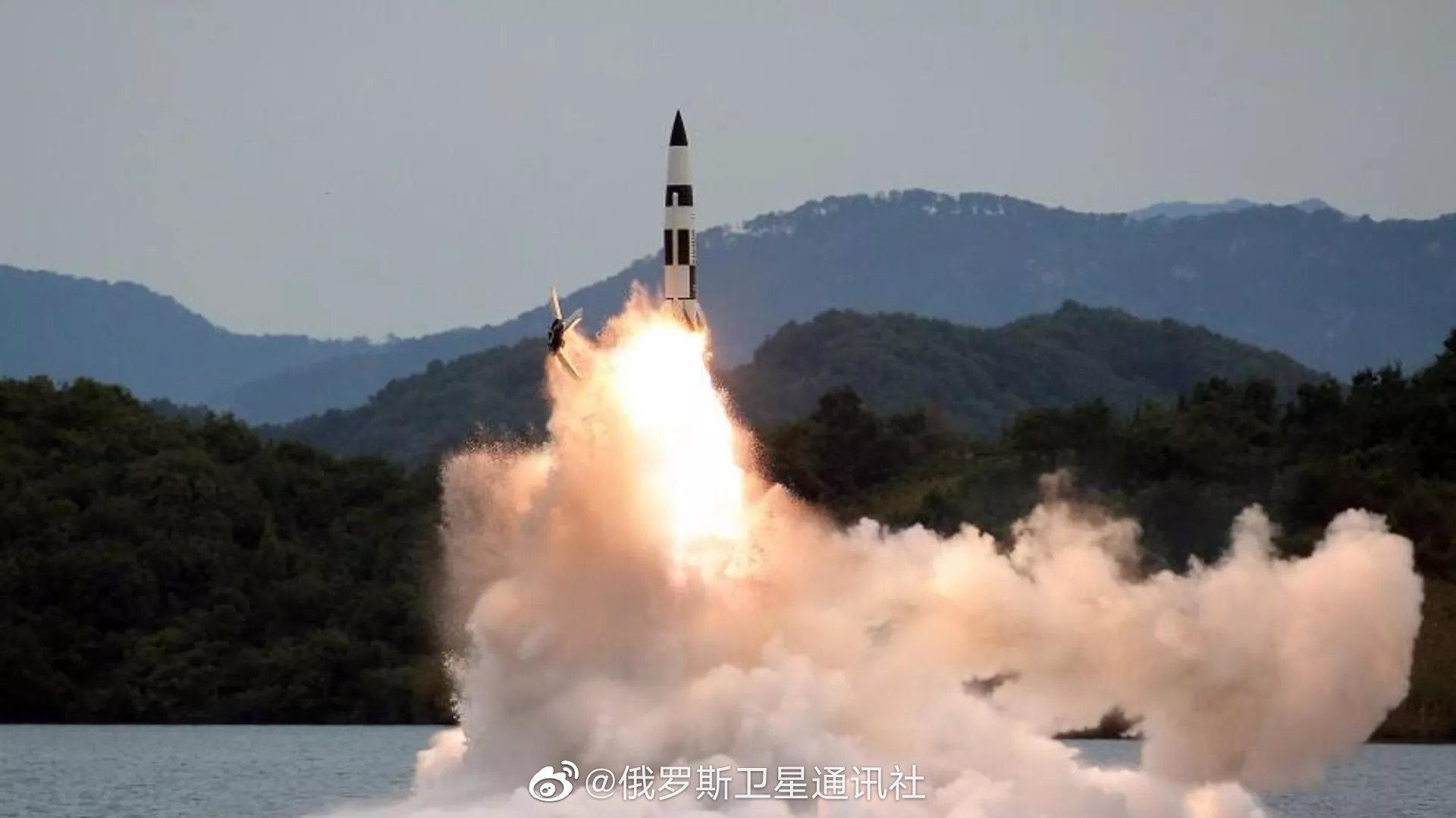 北韓今日再度發射彈道導彈，而北韓今年來有38次發起彈道導彈、巡航導彈等挑釁。（翻攝自微博）