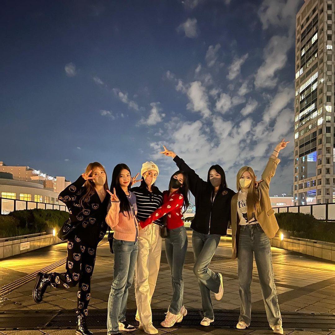 STAYC本月正式進攻日本市場，以主打〈POPPY〉在日本出道。（翻攝STAYC IG）