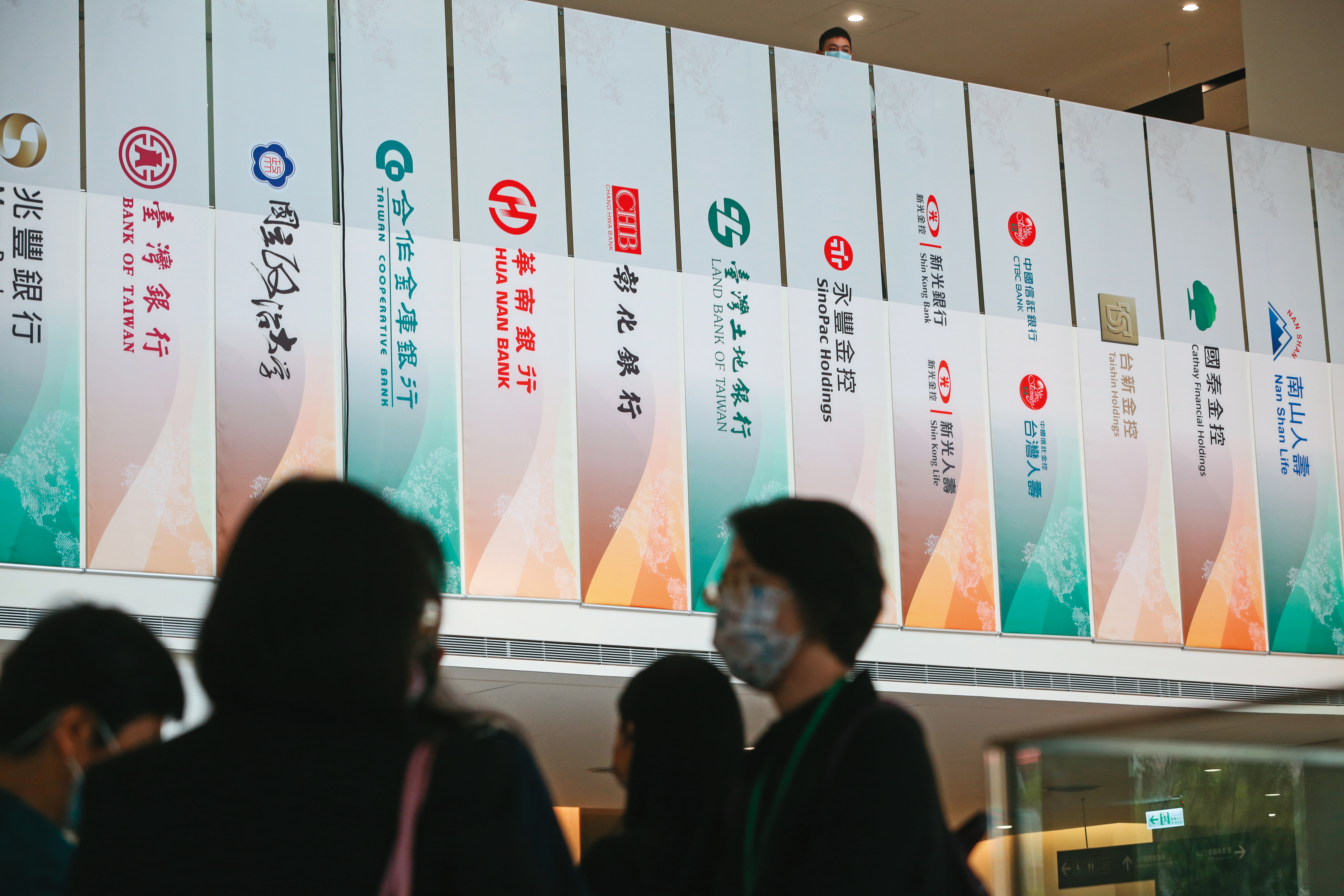 銀行佛系經營信託，狼性經營財管，使得中高齡族群對信託認知十分陌生。