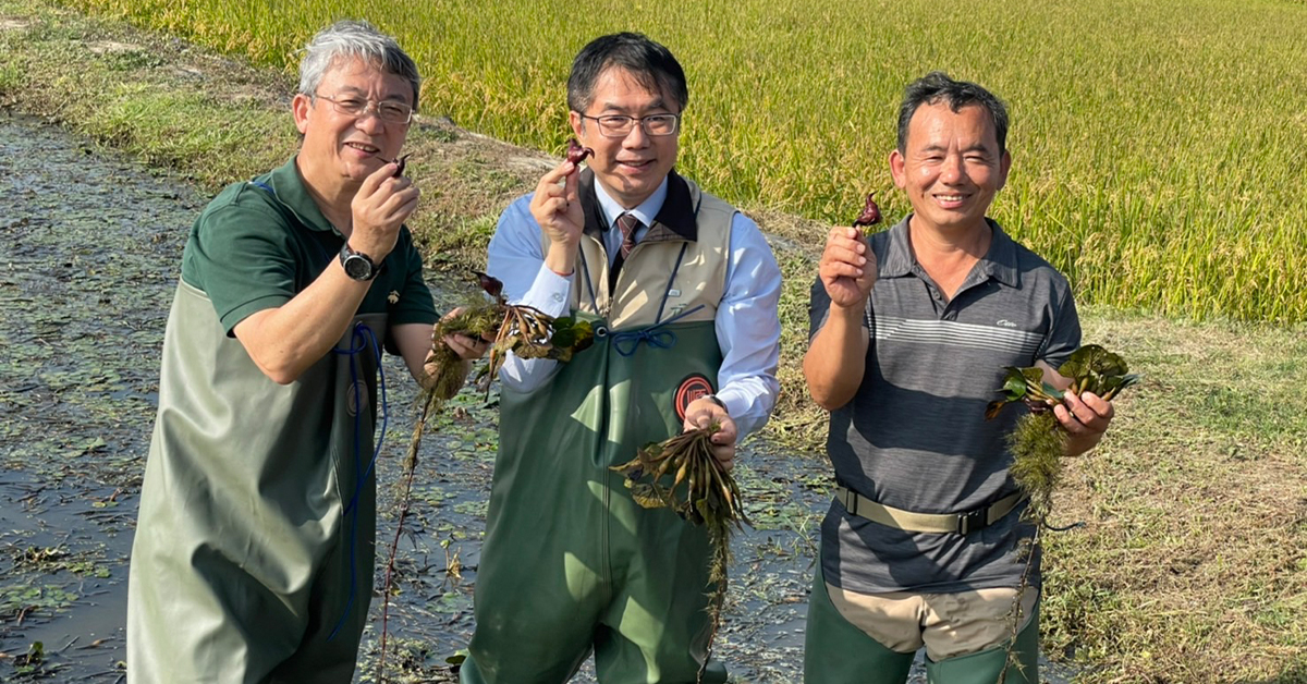 黃偉哲任內勤修農水路，重視農漁民心聲。