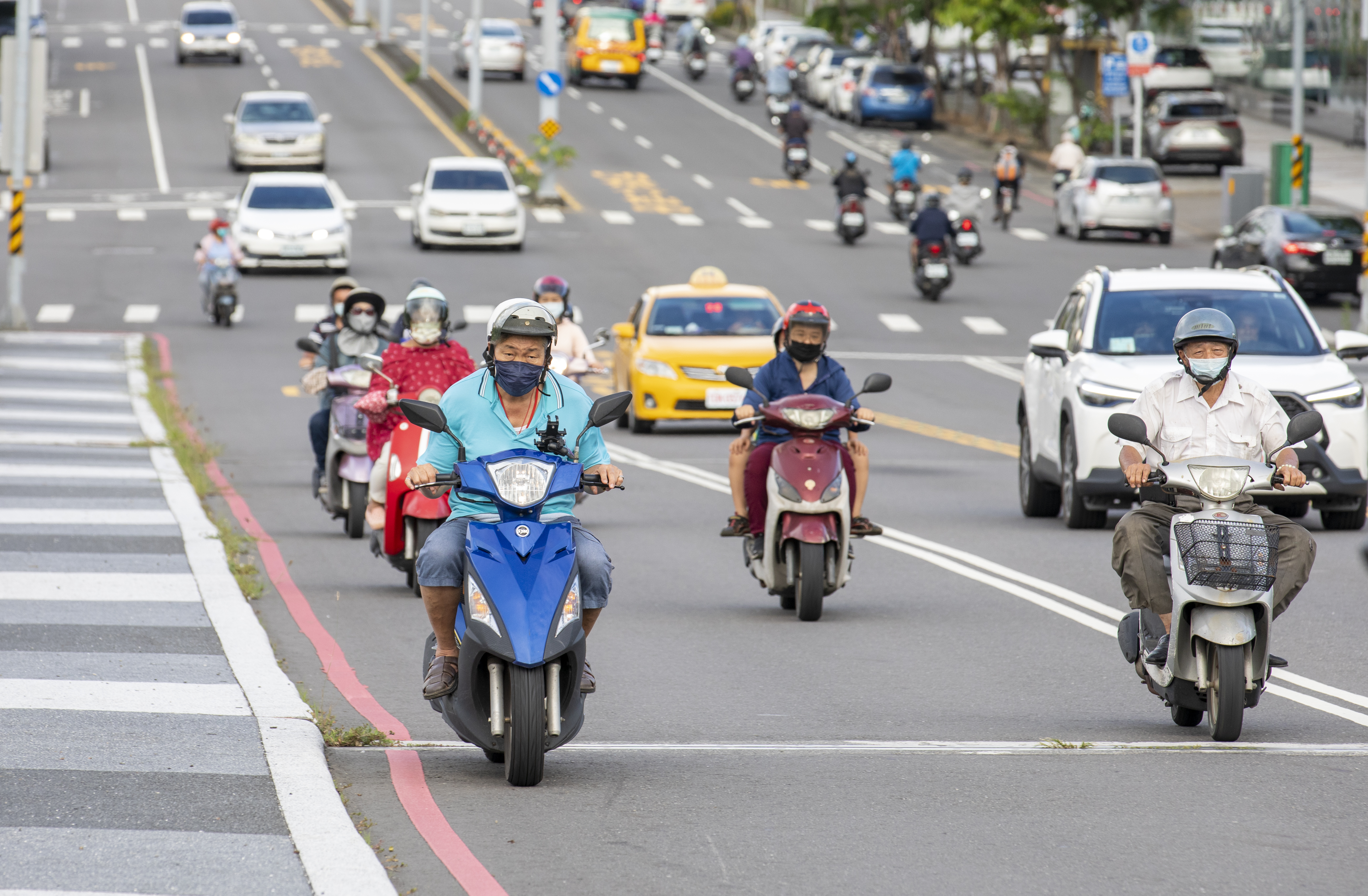 機車雙載問題不時會被網友拿出來討論。（示意圖，資料照）