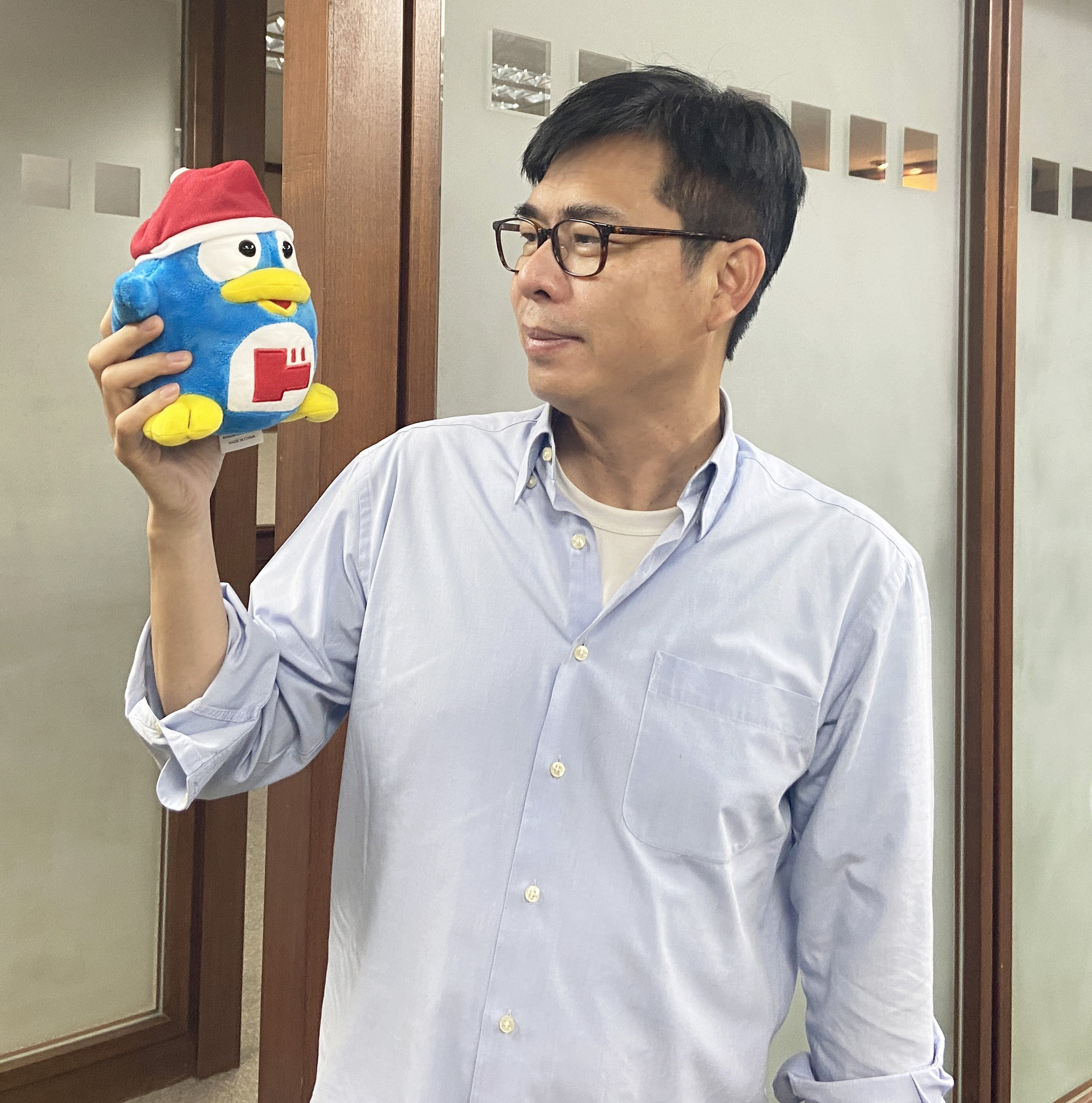 高雄市長陳其邁今（11日）在臉書分享好消息，「DON DON DONKI」要來高雄了！（翻攝自陳其邁 Chen Chi-Mai臉書）