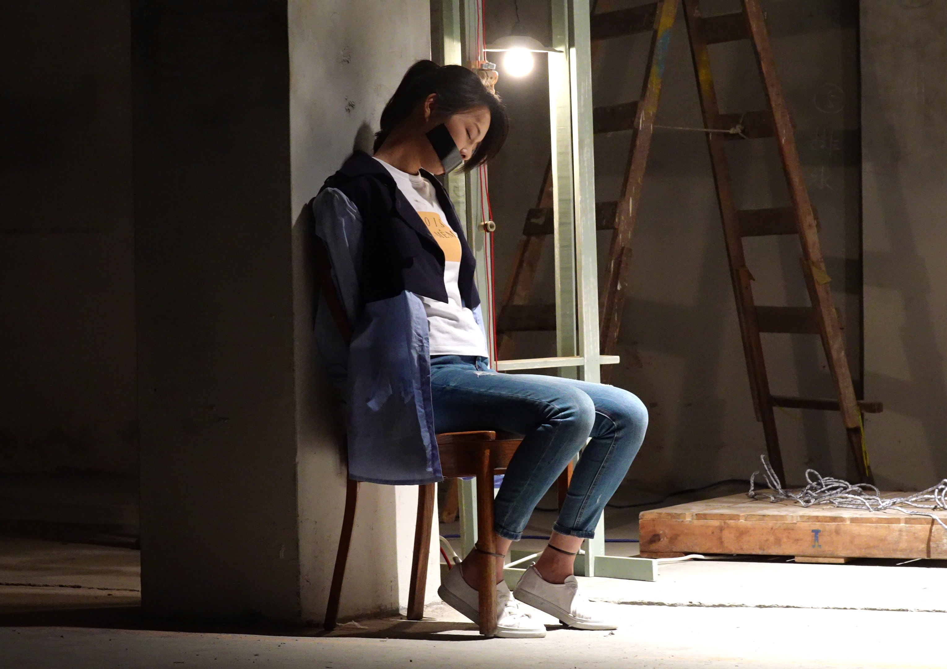 《美麗人生  壯志高飛 》何蓓蓓第一次演出被綁架戲，坦言真的很辛苦。（台視提供）