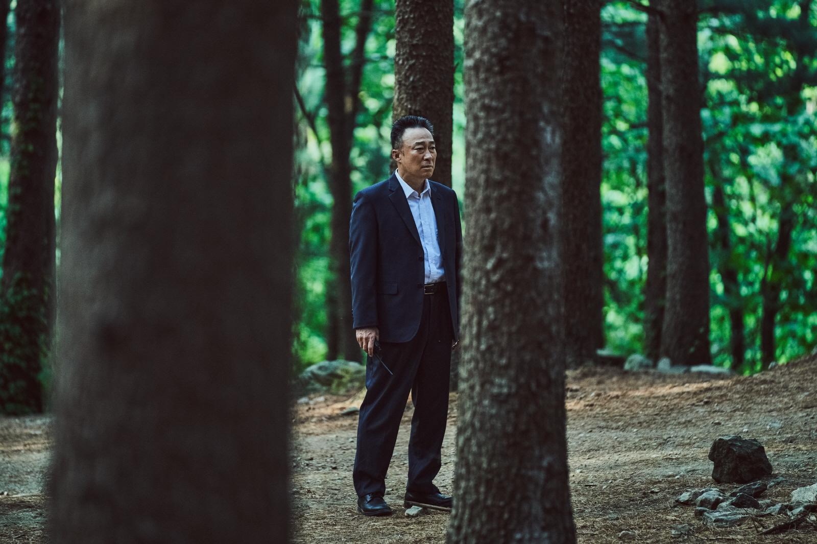 李星民因為拍《舊案尋兇》有大量奔跑動作戲,原本高血糖的他竟恢復正常值。(Disney+提供)