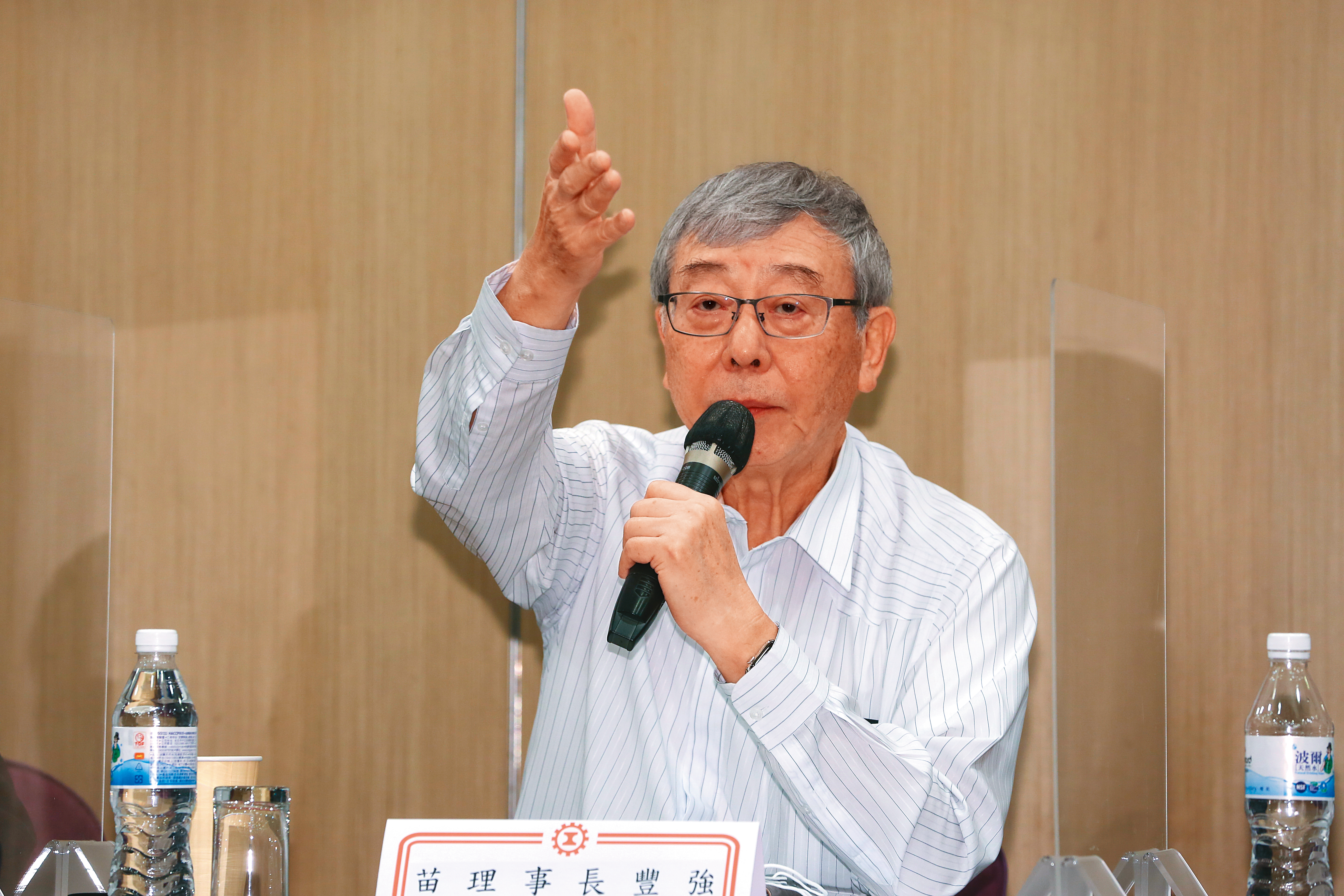 苗豐強也希望政府委託具公信力與經貿性質的民間組織，重啟兩岸對話機制。