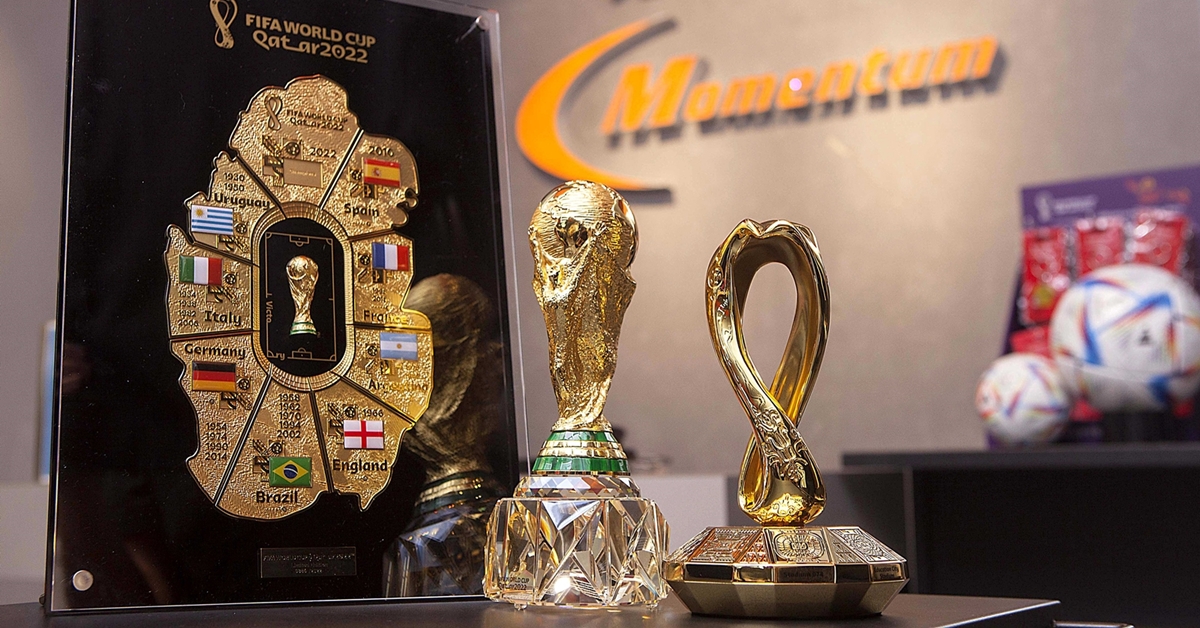 【世足開踢熱血專題】穿球衣加油才有fu！摩曼頓世足專區開催　消費滿額還有機會將大力神盃捧回家！