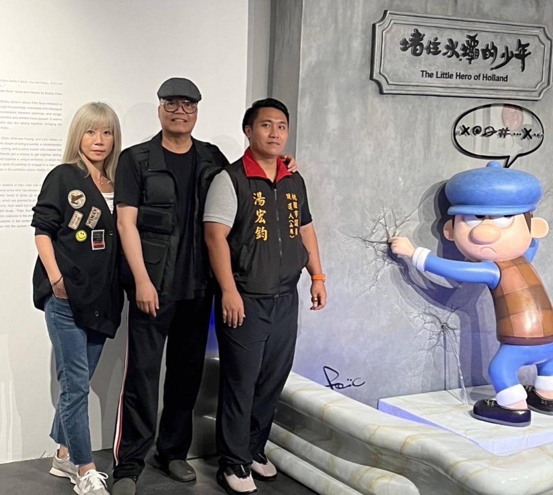 無黨籍候選人湯宏鈞與知名漫畫家蕭言中。（湯宏鈞提供）