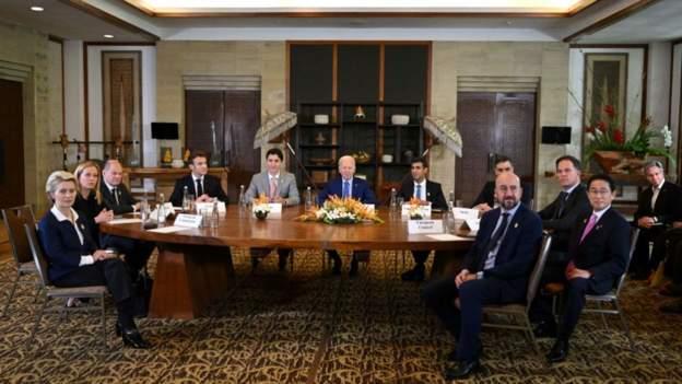 拜登與G7領袖緊急開會討論波蘭的狀況。（翻自BBC）