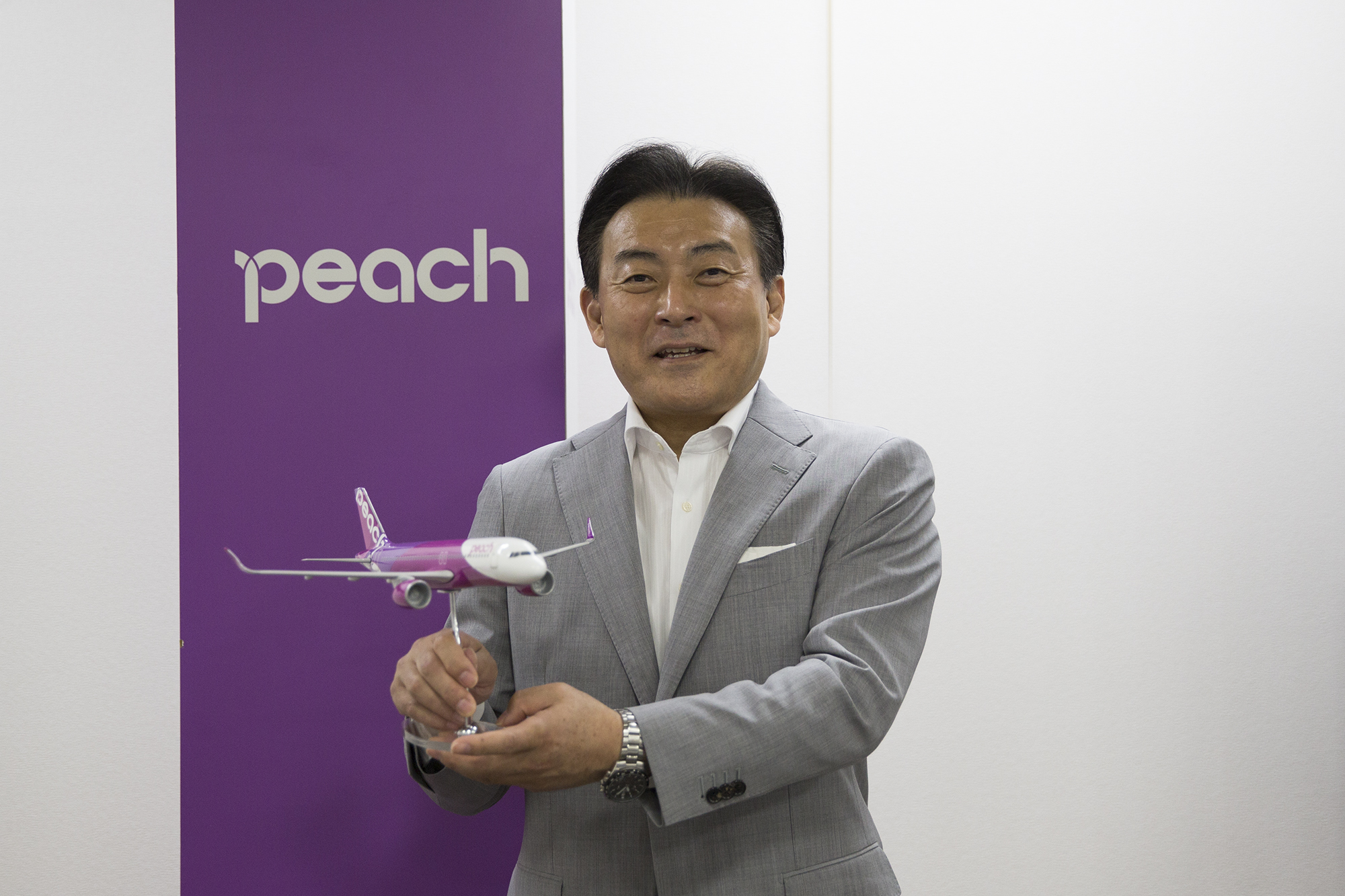 桃航空執行長森健明期望2023年能儘速恢復日本往來高雄航線。