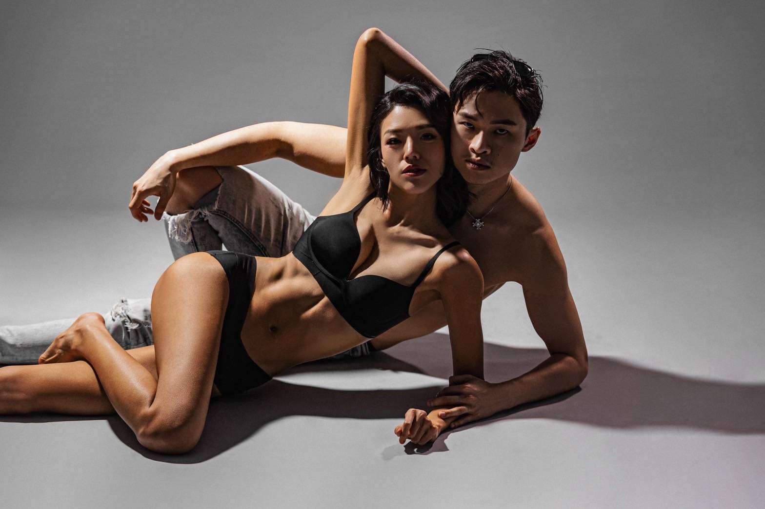 楊昇達去年8月與愛情長跑多年的伊林模特兒若綺結婚。（楊昇達提供）