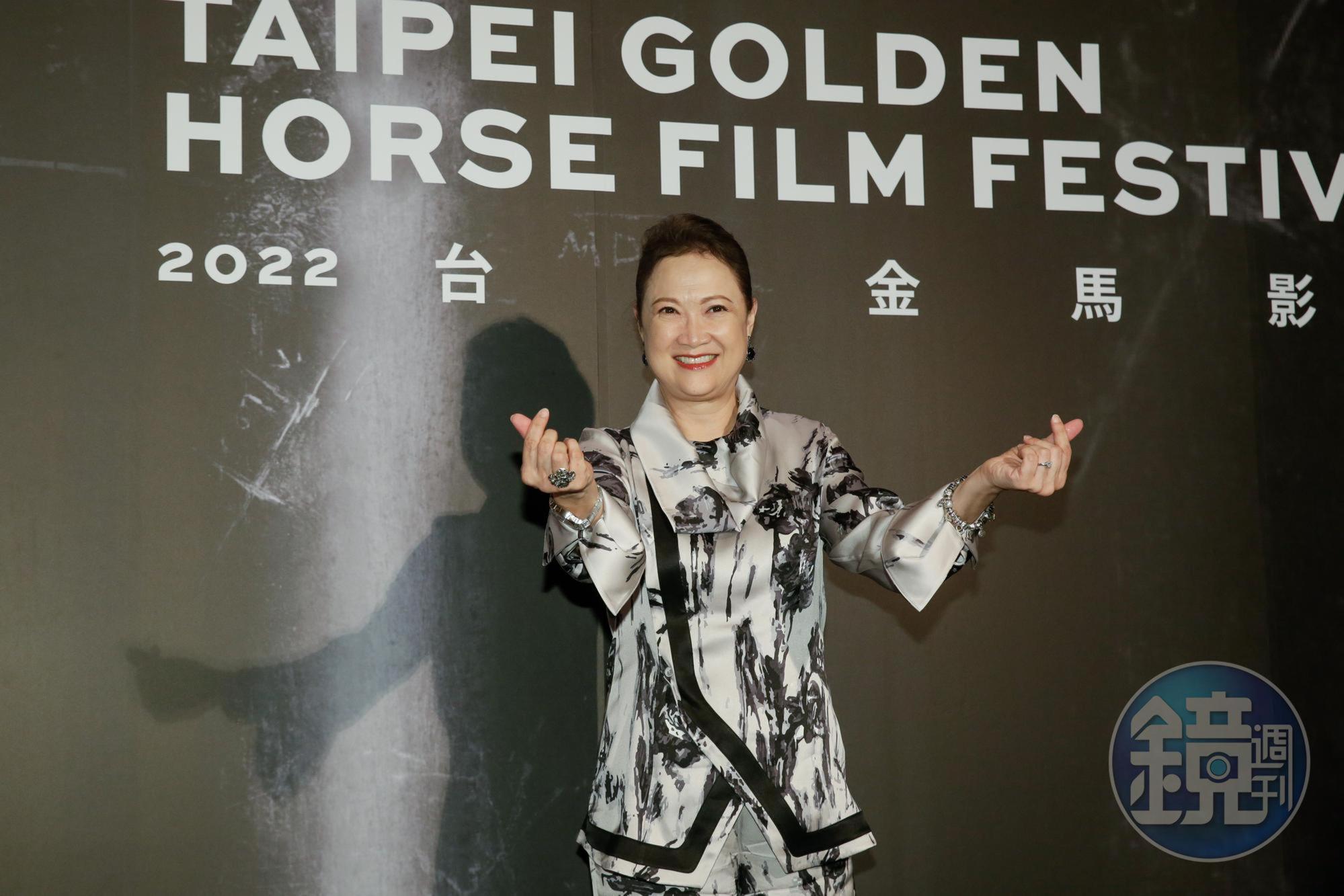 洪慧芳直接穿著睡衣就去試鏡,沒想到效果奇佳,片中完全就像一個素人大媽,但她完妝出現其實頗具氣場。