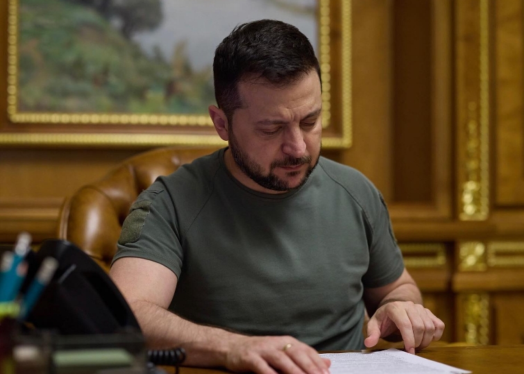 烏克蘭總統澤倫斯基否認飛彈為烏克蘭所射。（翻攝澤倫斯基IG）