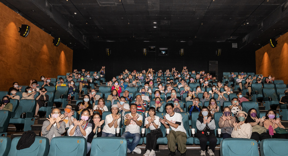 《一家子兒咕咕叫》今（17）日在高雄舉辦首映。（双喜提供）