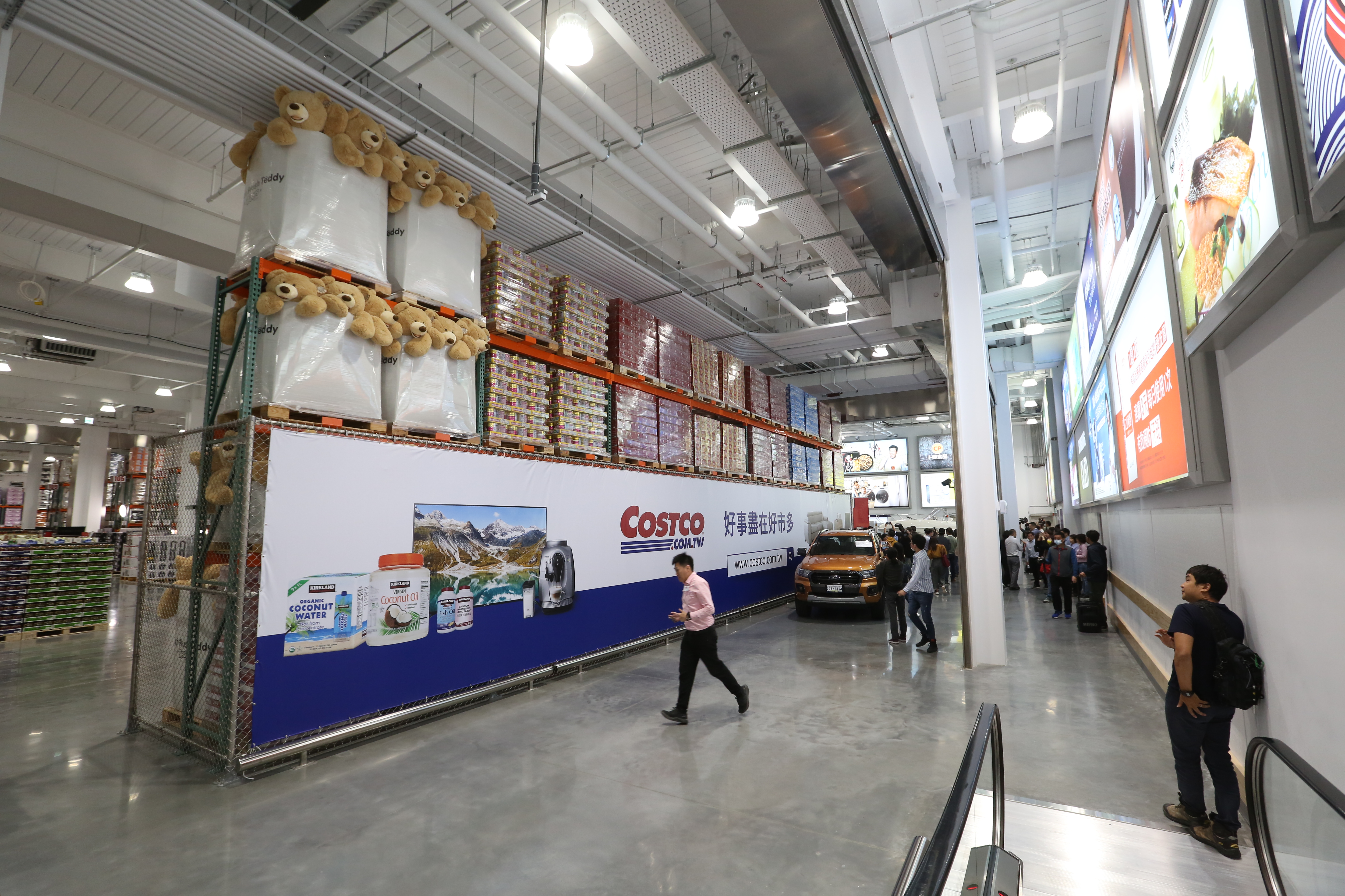 一名男網友就抱怨好市多官網的牙刷竟然比其他購物網還貴70元，甚至與蝦皮價差達170元。（本刊資料照）