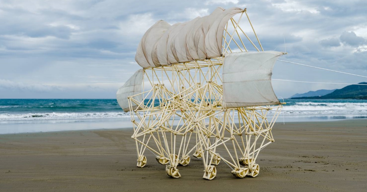 荷蘭藝術家Theo Jansen「仿生獸」將亮相海口沙灘