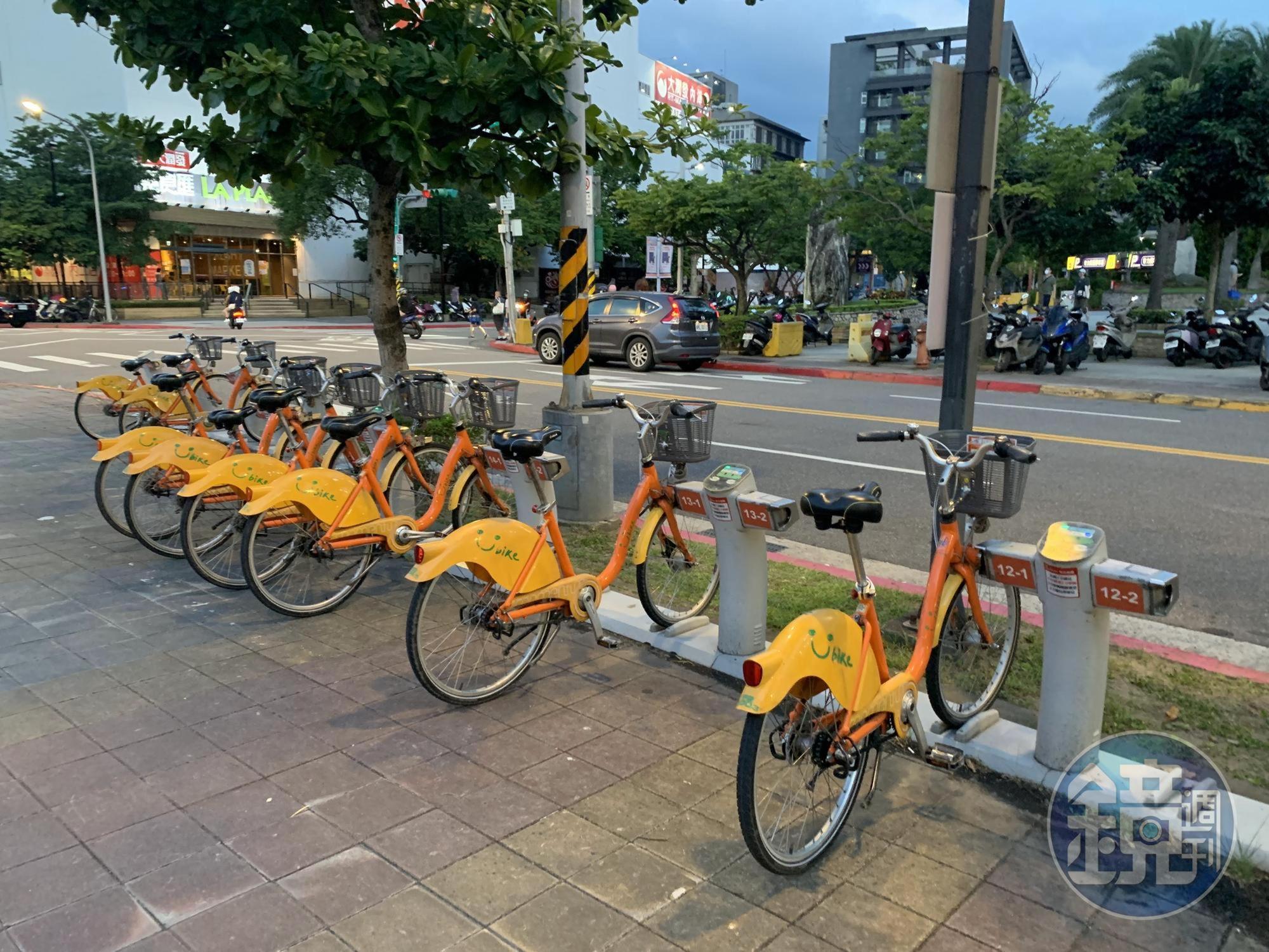 台北市政府交通局表示，服務超過13年的YouBike1.0系統將功成身退，將於12月3日（週六）0時起停止營運。