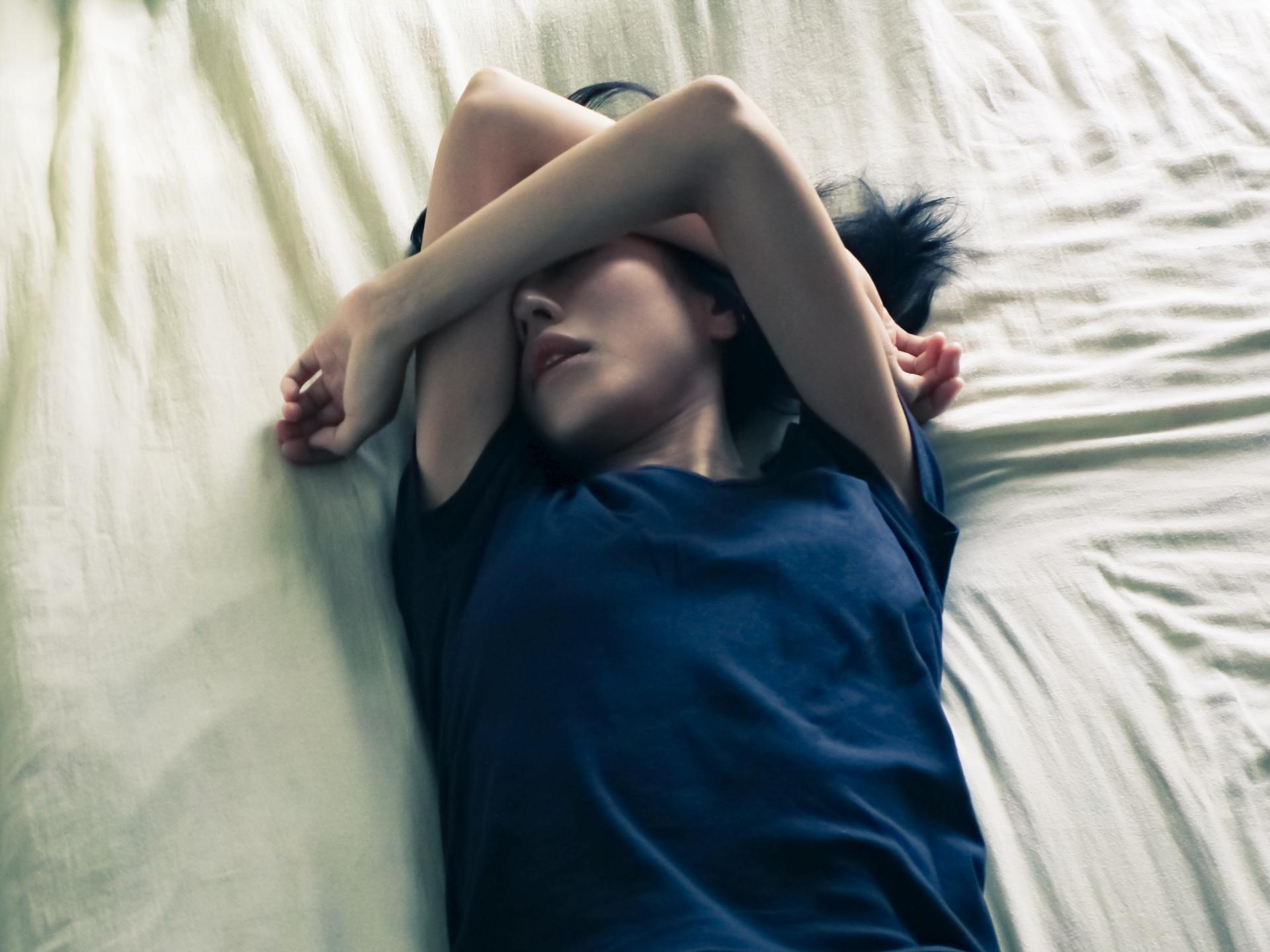 台中市詹姓嫖客與援交女開房間，一進房就粗暴對待女方，被女方告上法院。（示意圖，photoAC）