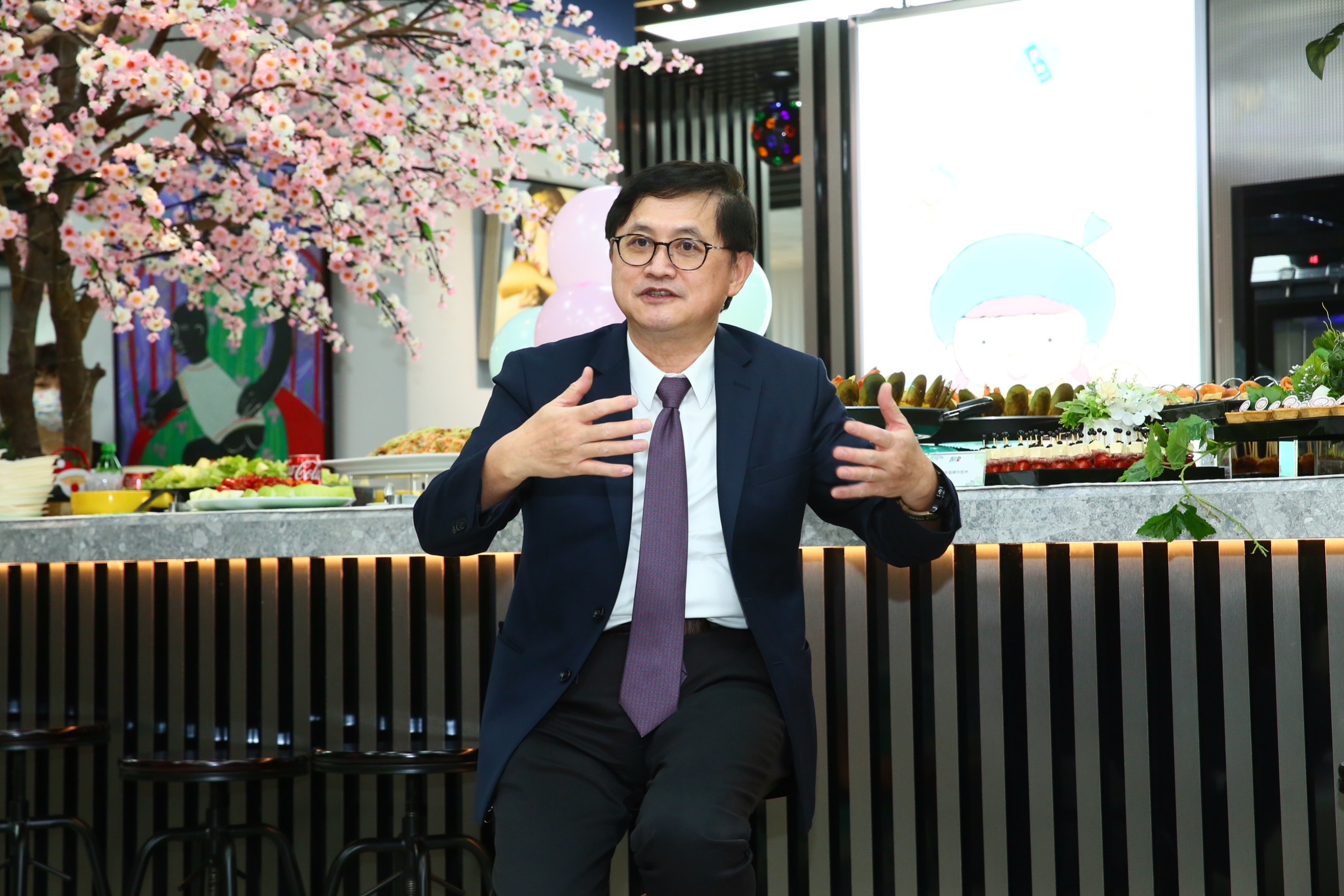 童子賢17日親自出席旗下美彤國際兒童美妝保養品牌BOTITE PLUS活動，期許台灣在硬體與半導體外的產業能有更多元的發展。