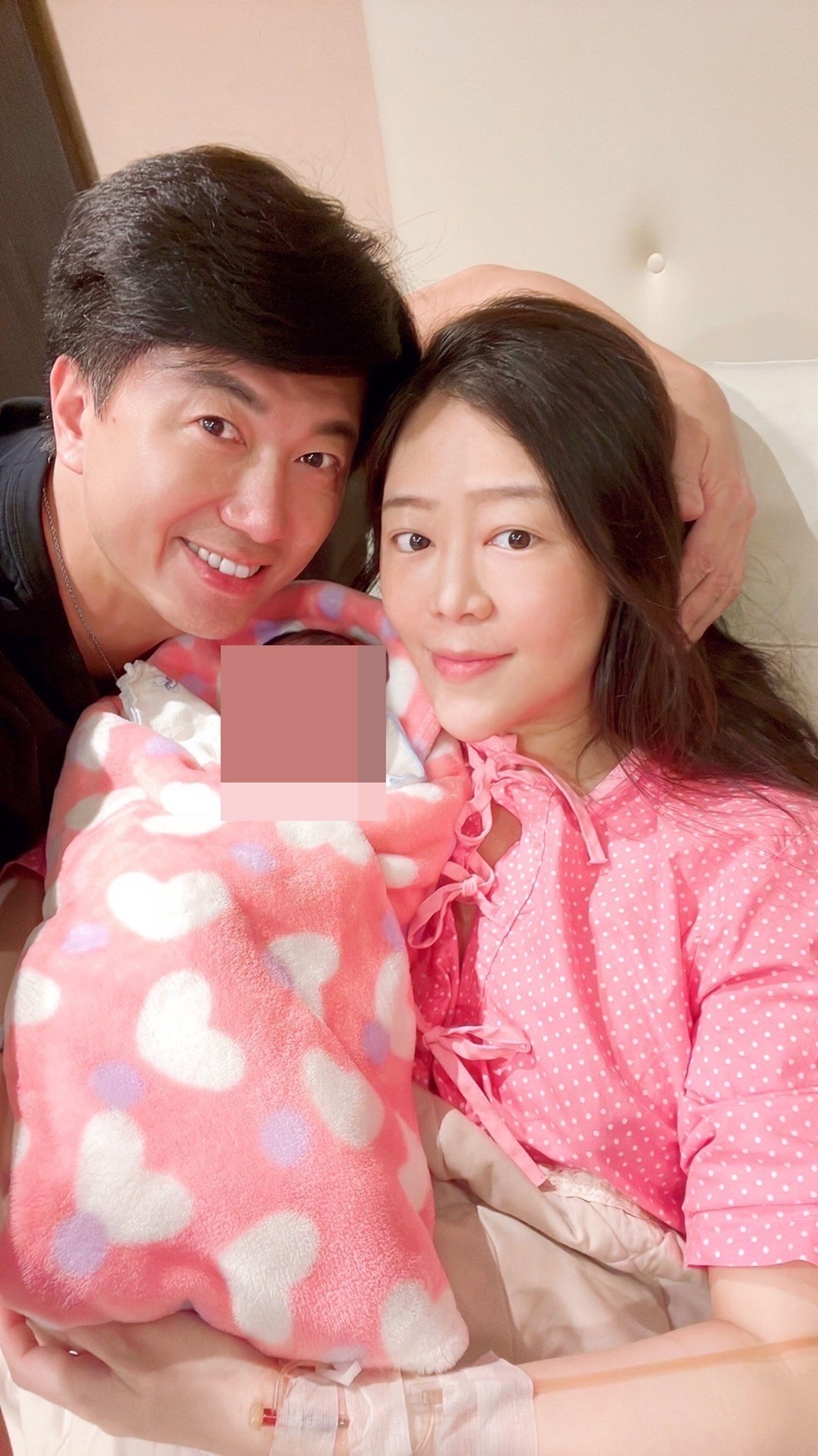 吳皓昇陪同老婆生產，聽到女兒的哭聲秒落淚。（民視提供）