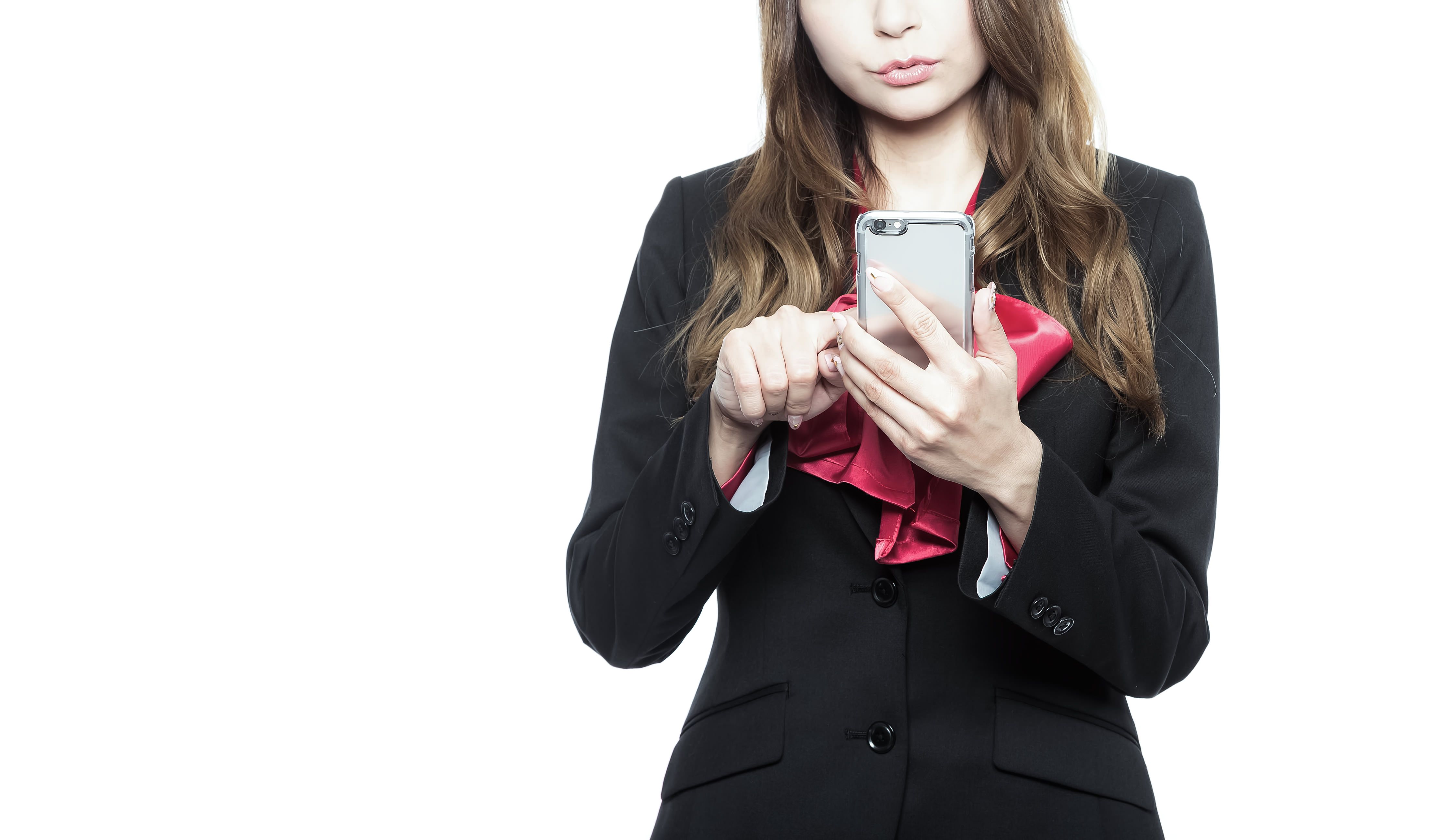 竹科女技術員偷吃人夫，不僅傳鹹濕簡訊挑逗，更威脅正宮。（示意圖，pakutaso）