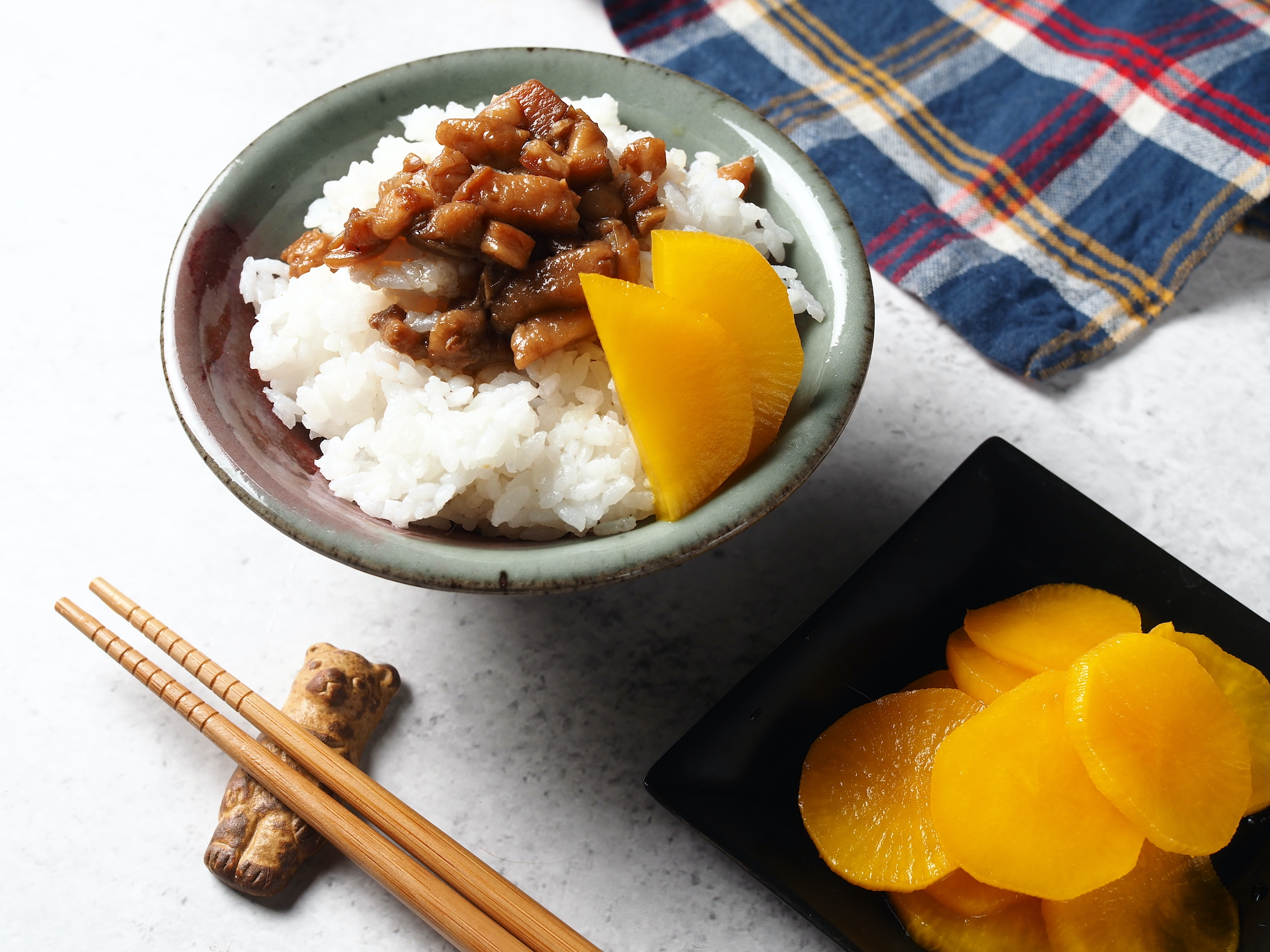滷肉飯的好朋友黃蘿蔔，原來在家也能輕鬆做。