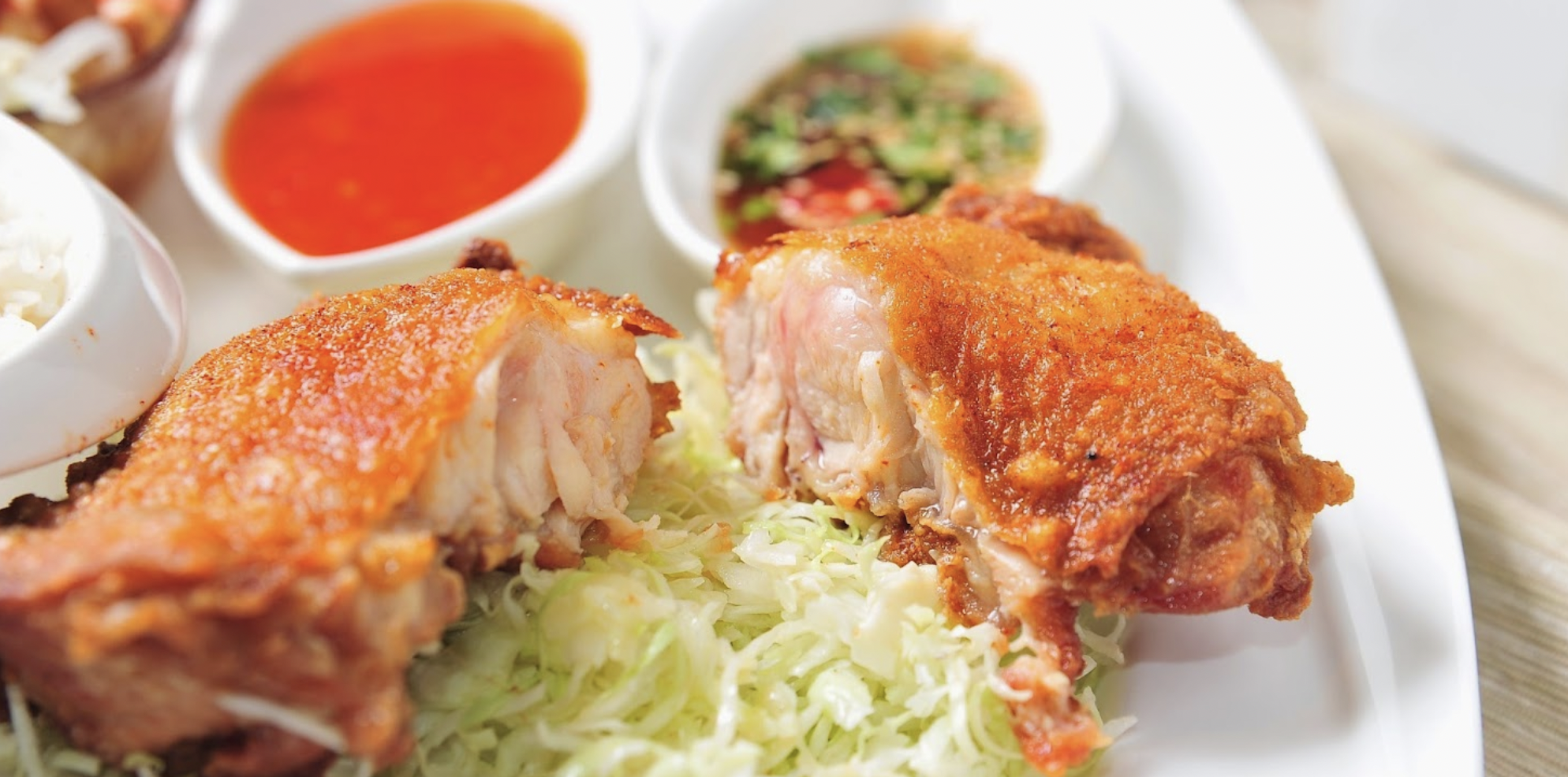 高雄「諾曼底咖啡泰式創意料理」在臉書貼出優惠資訊，打高端的民眾注意了！（翻攝自google maps）