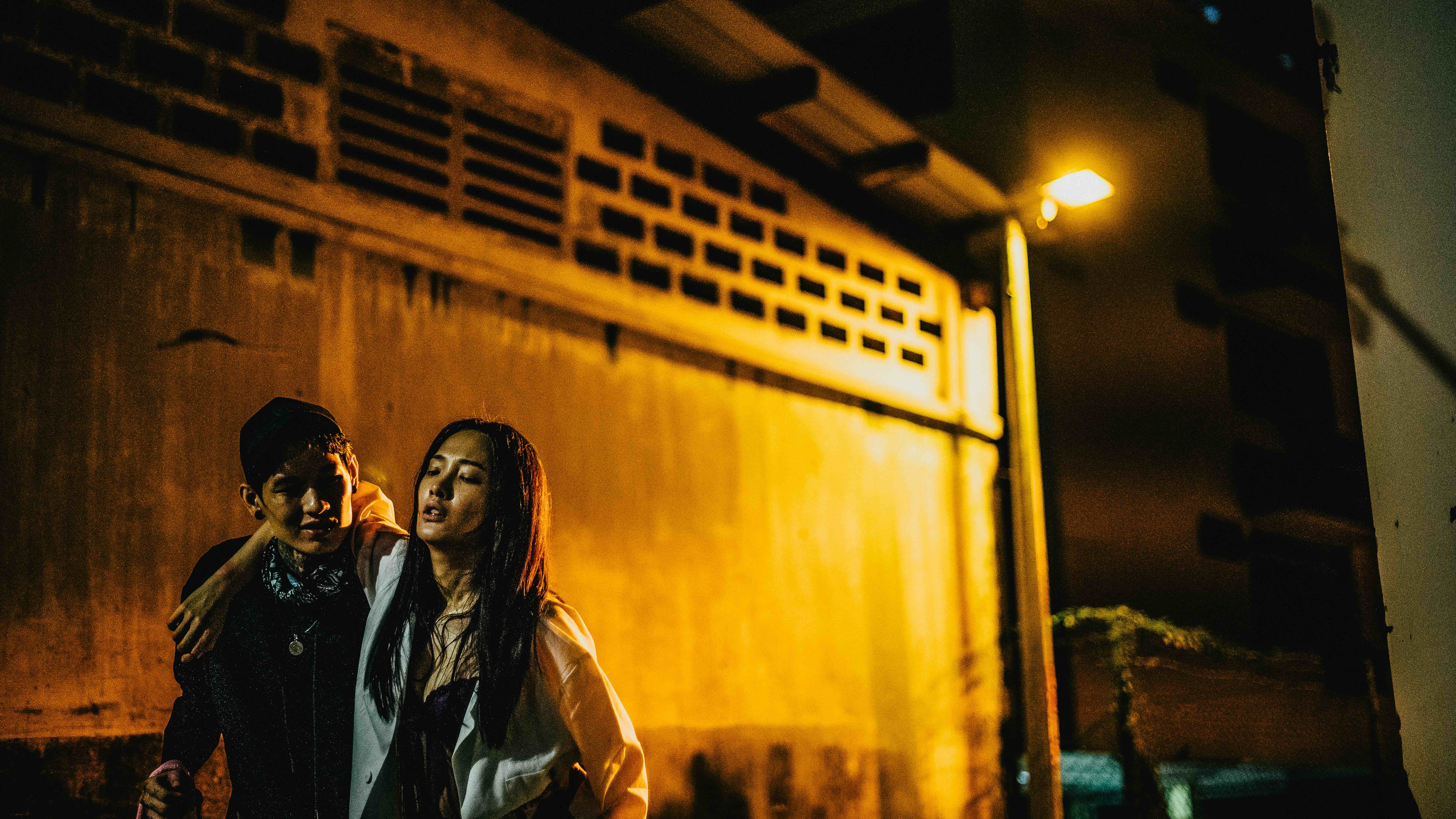 過去很少演裸露戲的林映唯在《芽籠》突破性感尺度，衣服布料「從影以來最少」。