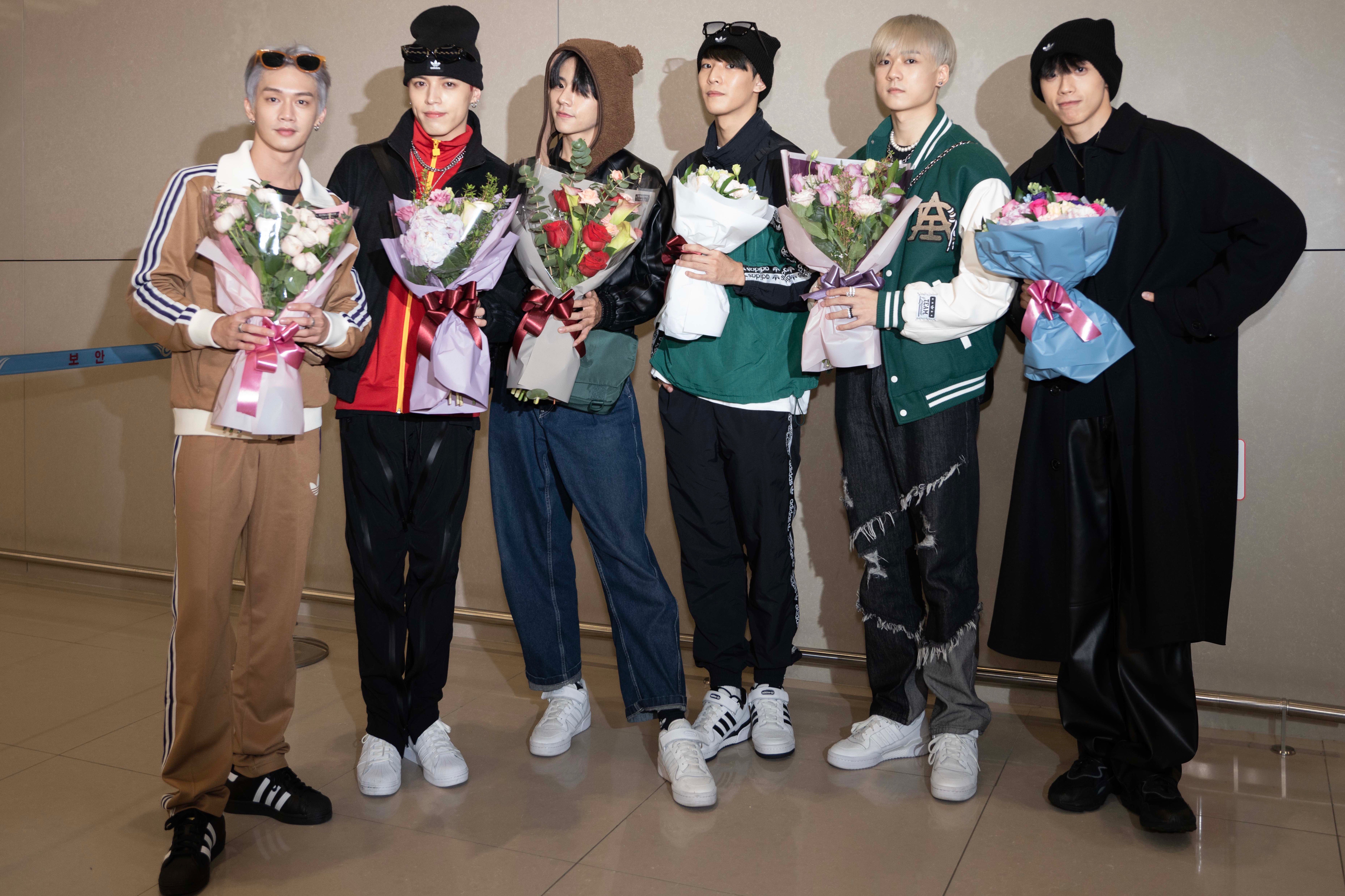 韓國媒體大陣仗接機，讓Ozone驚呼「太隆重」。（索尼音樂提供）