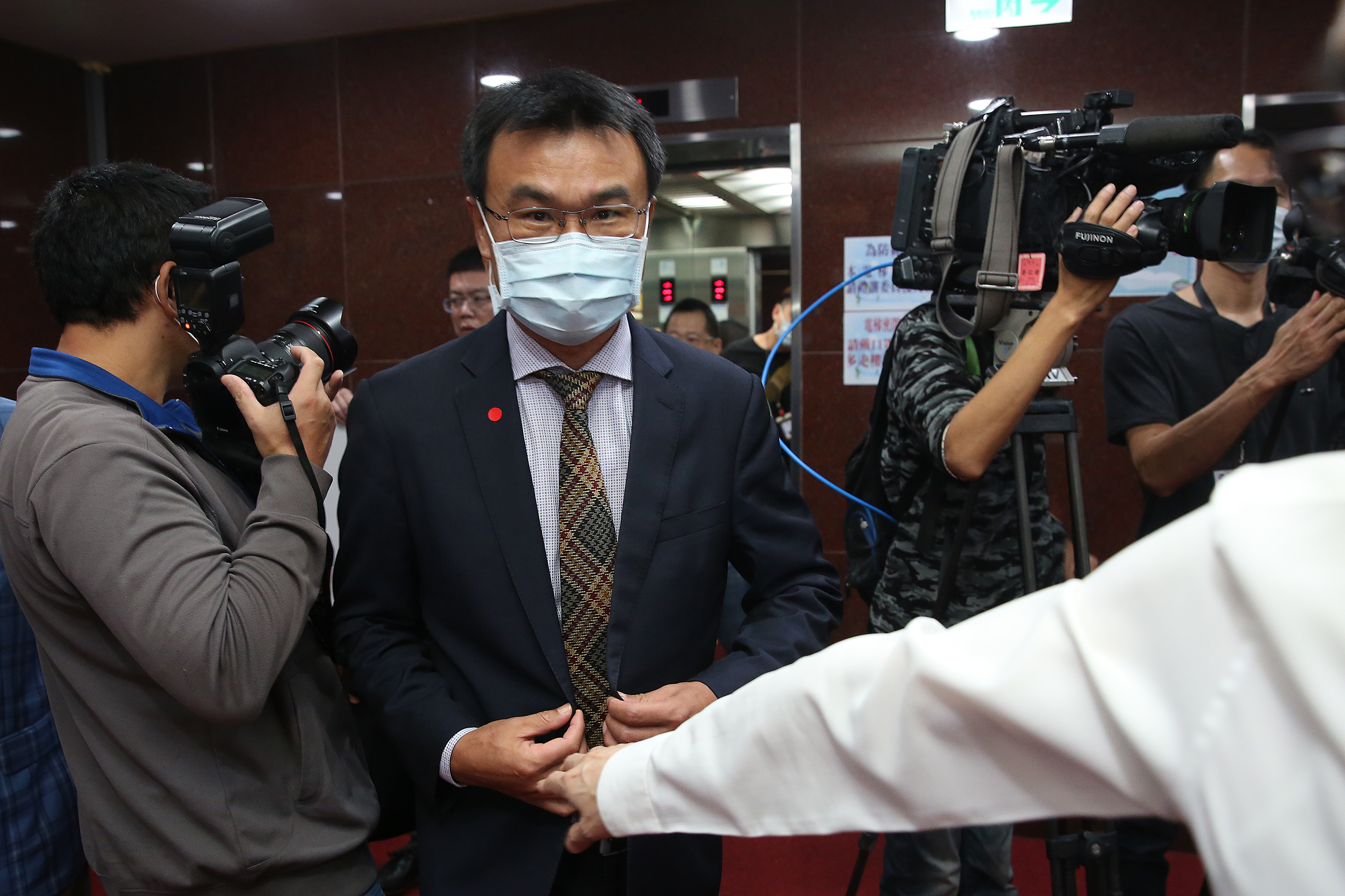 外傳石斑魚供貨量不足，導致「班班吃石斑」計畫喊卡，農委會主委陳吉仲今天回應，將會全力進行調度。（本刊資料照）