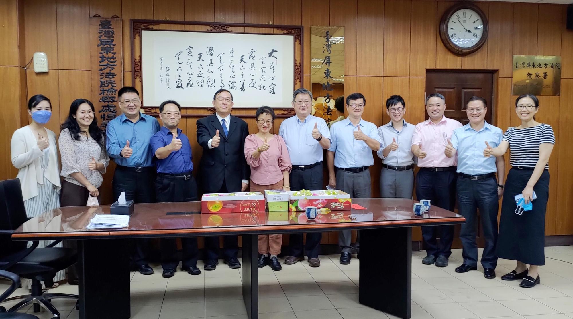 邢泰釗全台跑透透，再度至屏東地檢署要求總動員抓賄。（最高檢提供）