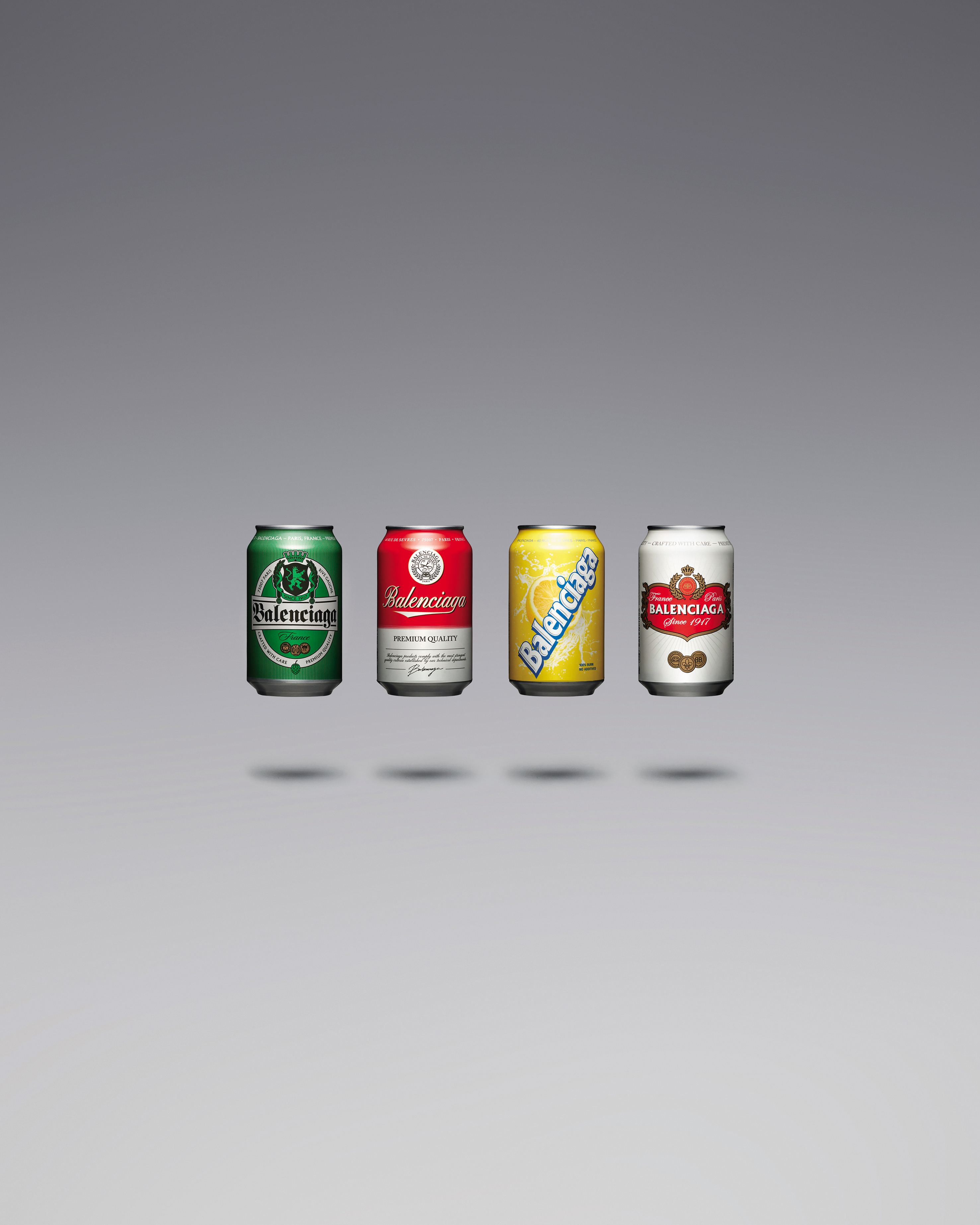 飲料罐造型燭臺,各NT$18,880。(BALENCIAGA提供)