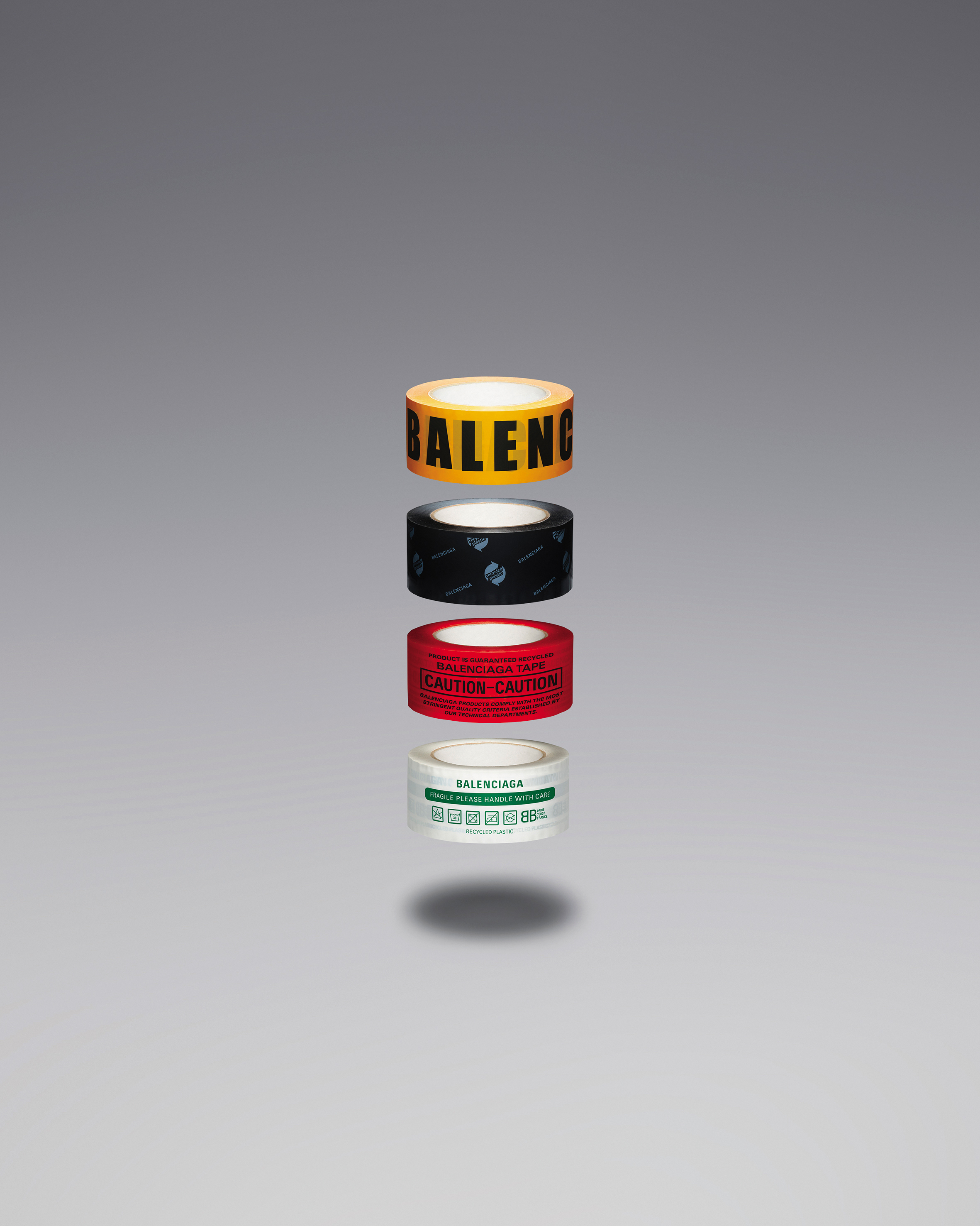 膠帶,各NT$14,450。(BALENCIAGA提供)