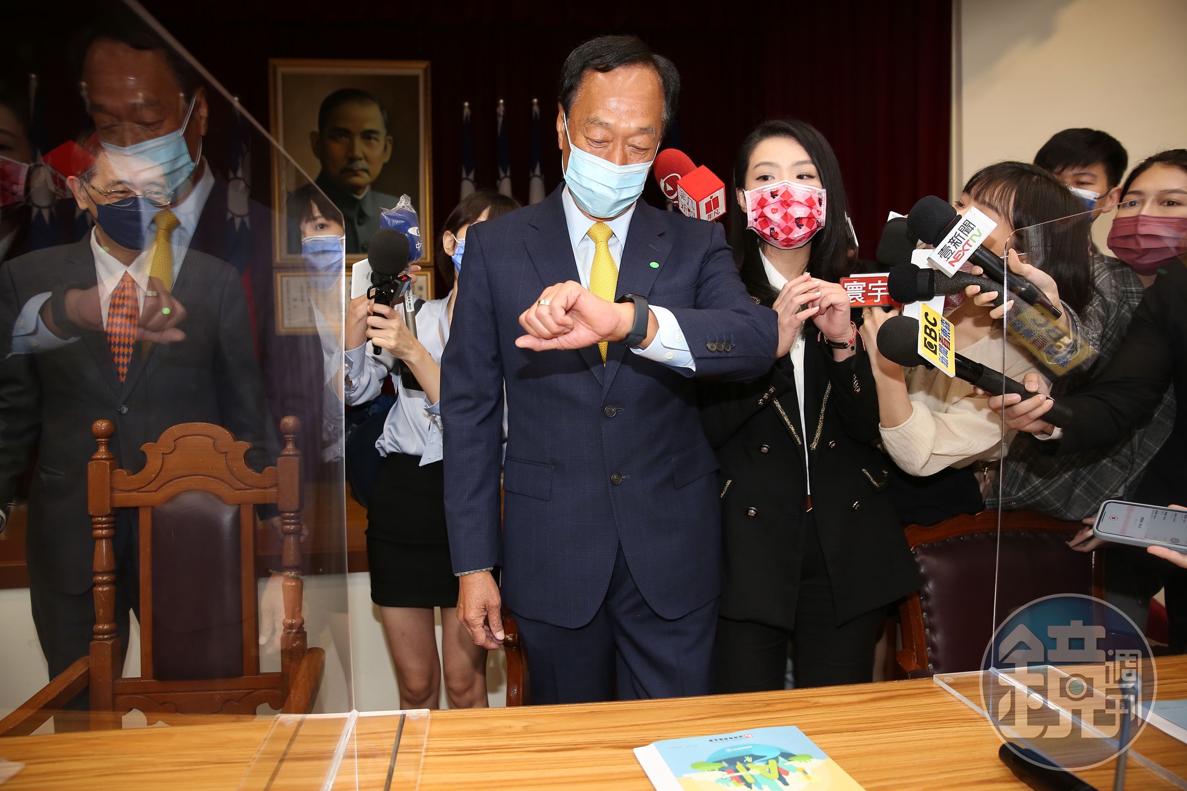 外界都好奇鴻海創辦人郭台銘是否現身造勢晚會替高虹安站台。（本刊資料照）