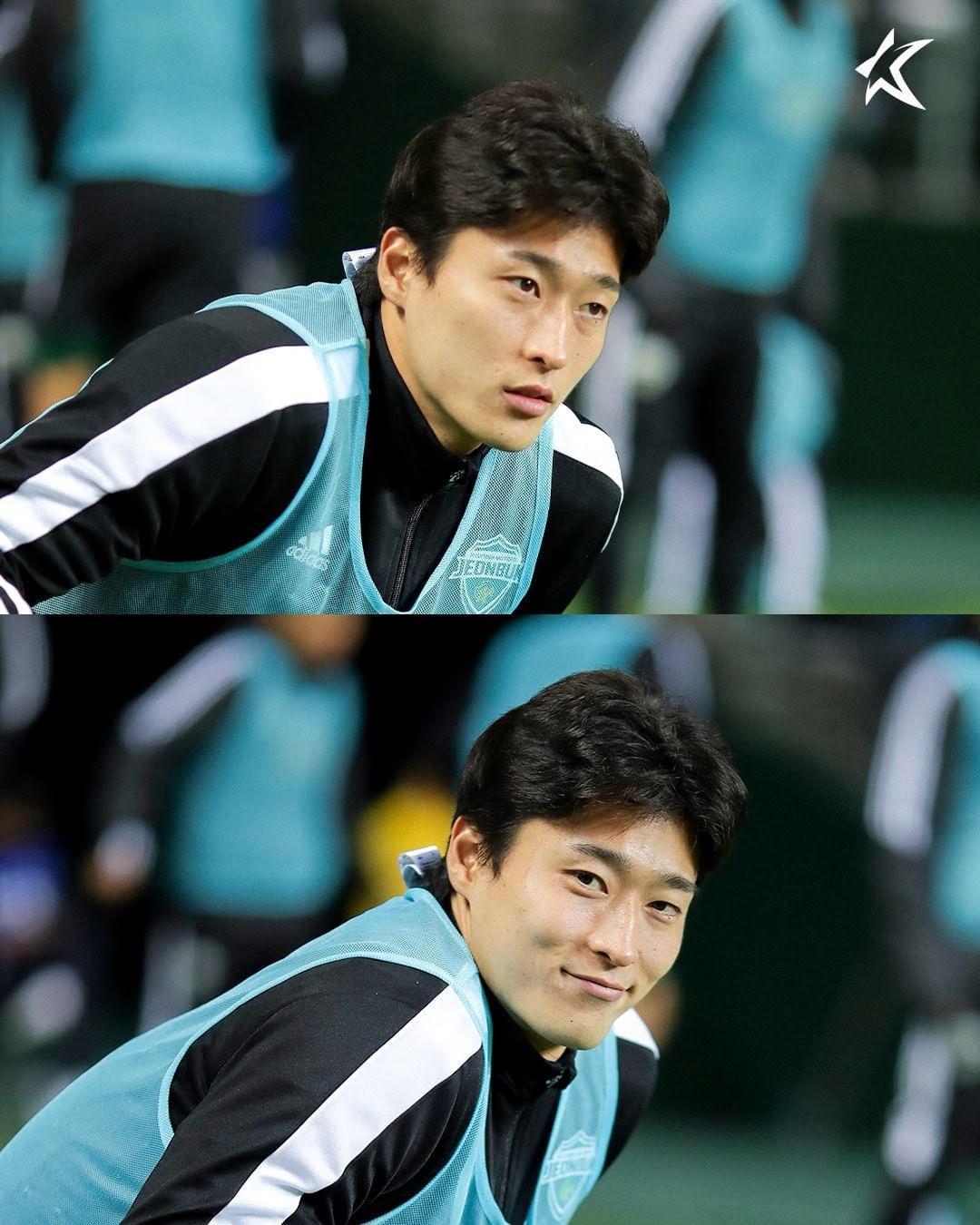 韓國前鋒曹圭成帥氣外表迅速成為新南韓足球男神。(翻攝IG@kleague)