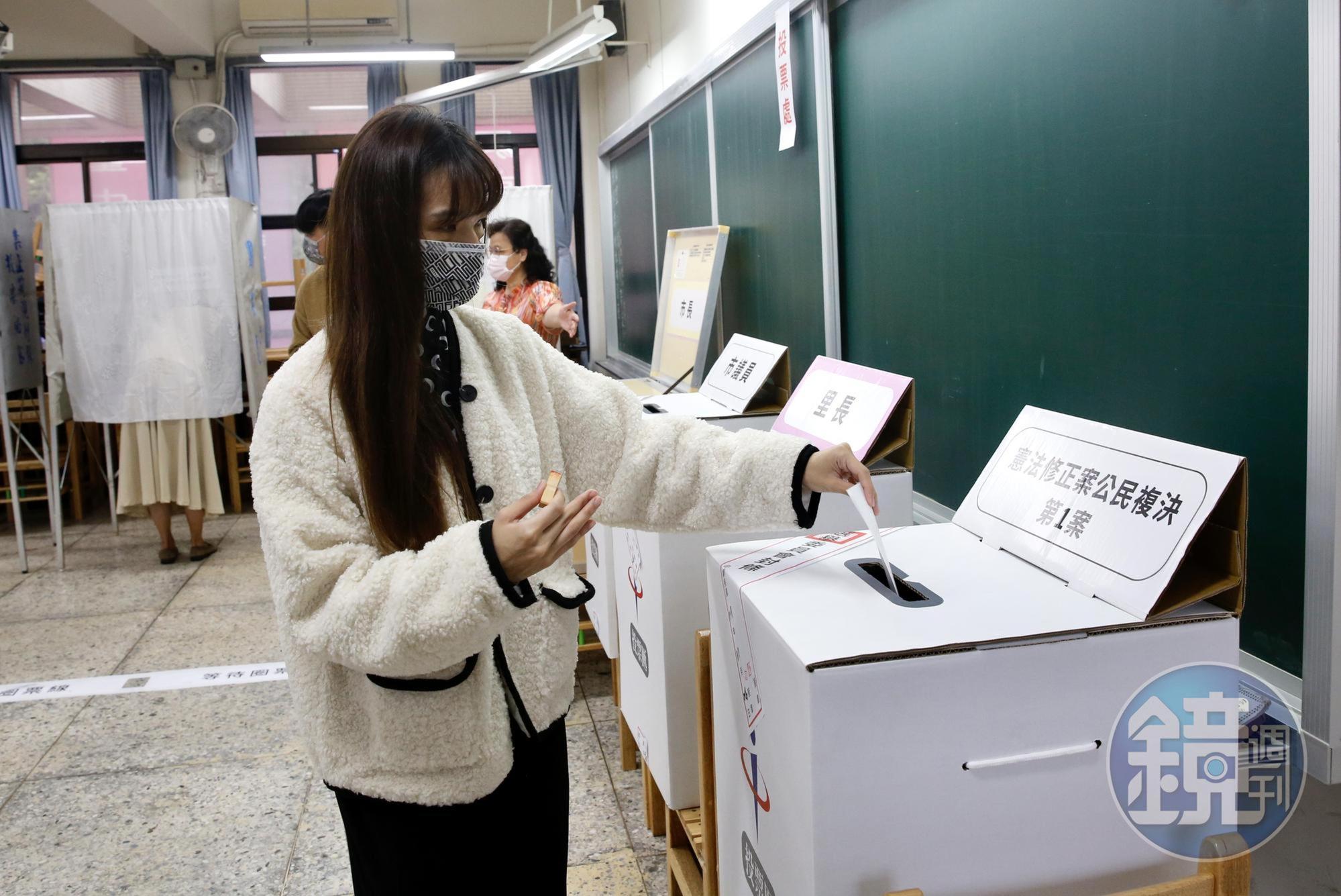 台北投票率64%!低於前兩屆,「三腳督」戰況激烈。