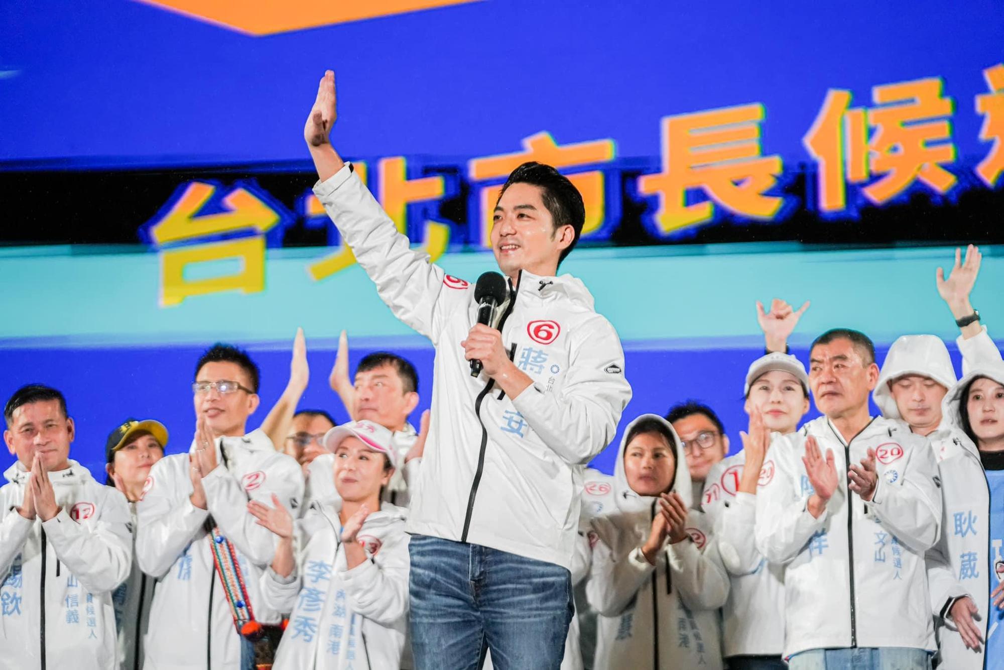 台北市長蔣萬安近來政治聲量受到關注,相關命盤與未來走勢分析引發討論。(本刊資料照)
