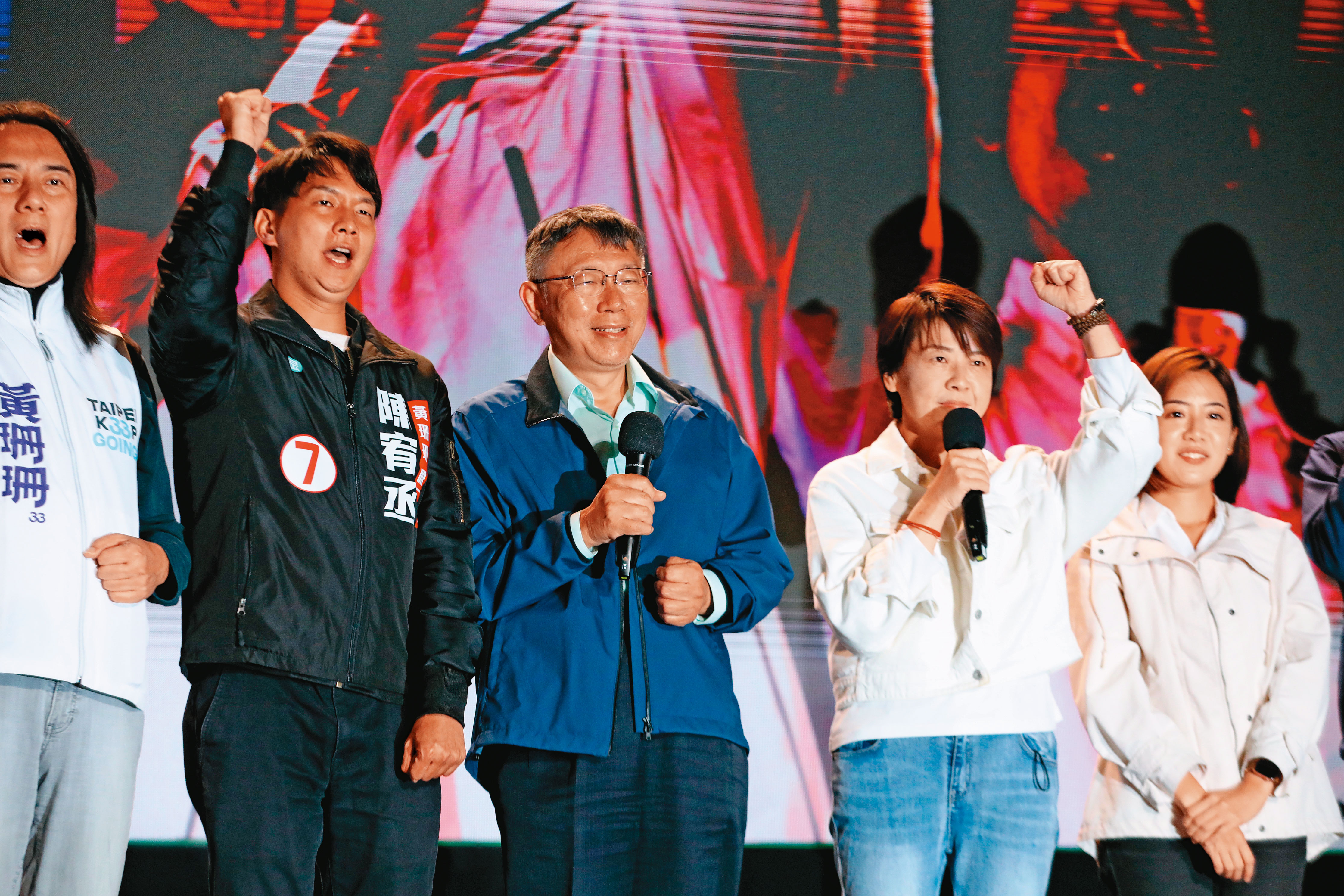 即便柯文哲未順利將台北市長交棒給黃珊珊，但黃仍拿下2成5選票，子弟兵黃瀞瑩等人也當選議員，顯示白色力量已有一定基本盤。