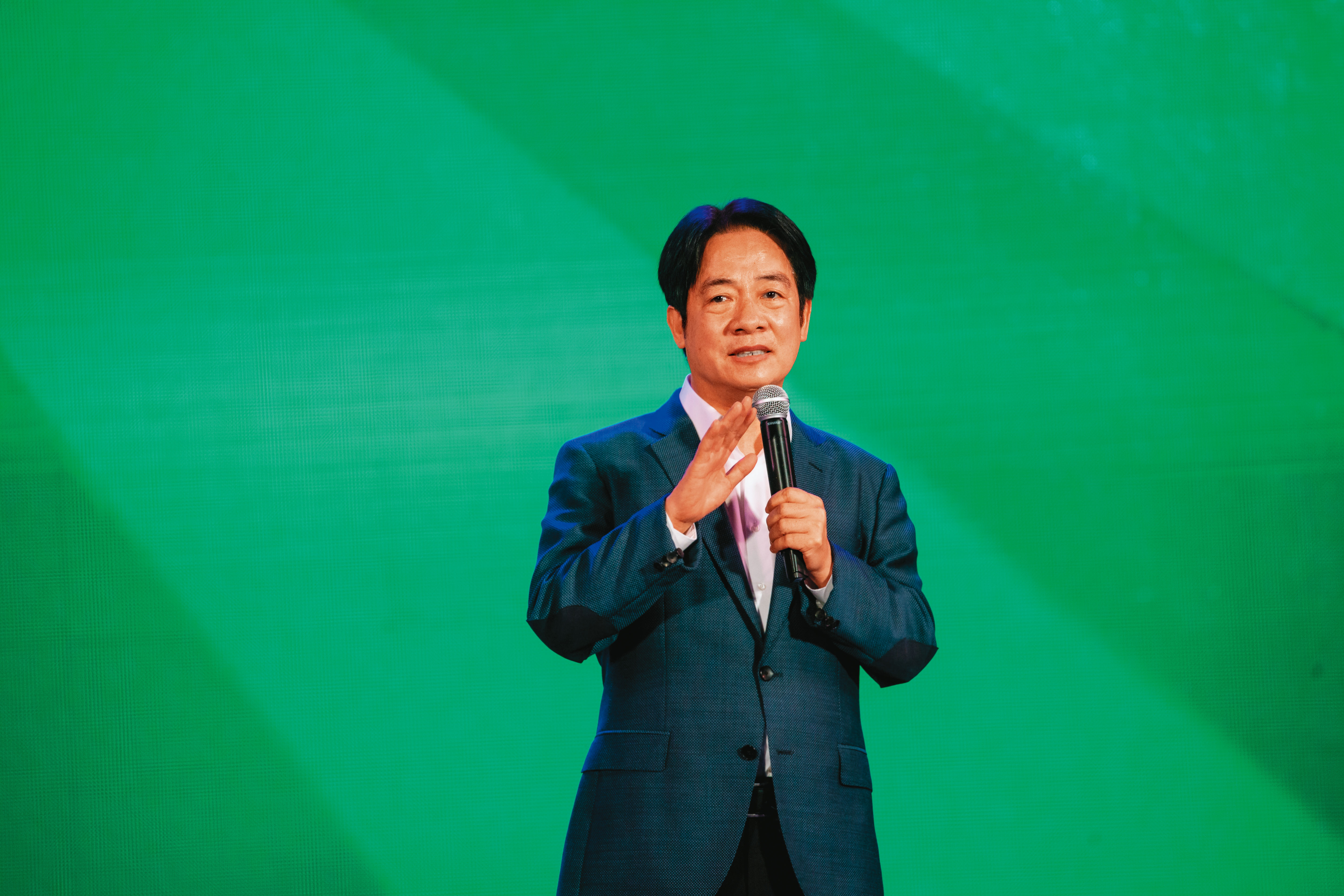 民進黨九合一選舉慘敗，意外加速黨內總統接班人選討論進度，賴清德目前最被看好。