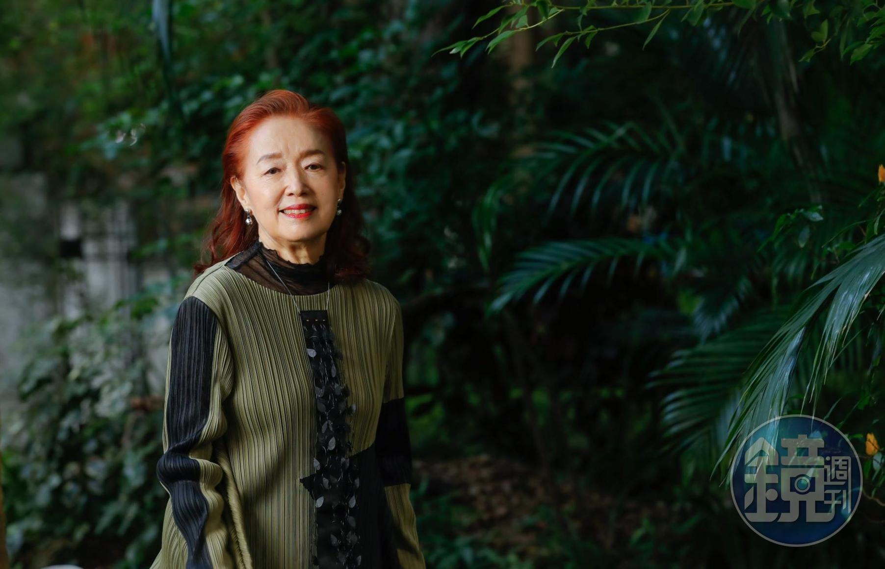 宮本信子幾乎擔綱伊丹十三所有電影的女主角,擁有影后頭銜的她至今活躍影壇。