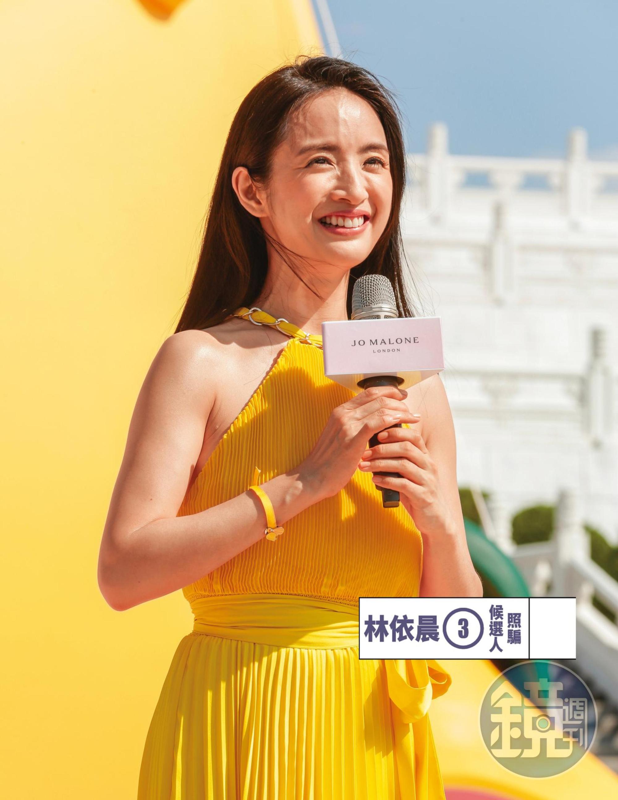 零負評女神林依晨想不到是爆青筋女神,看了怵目「筋」心。