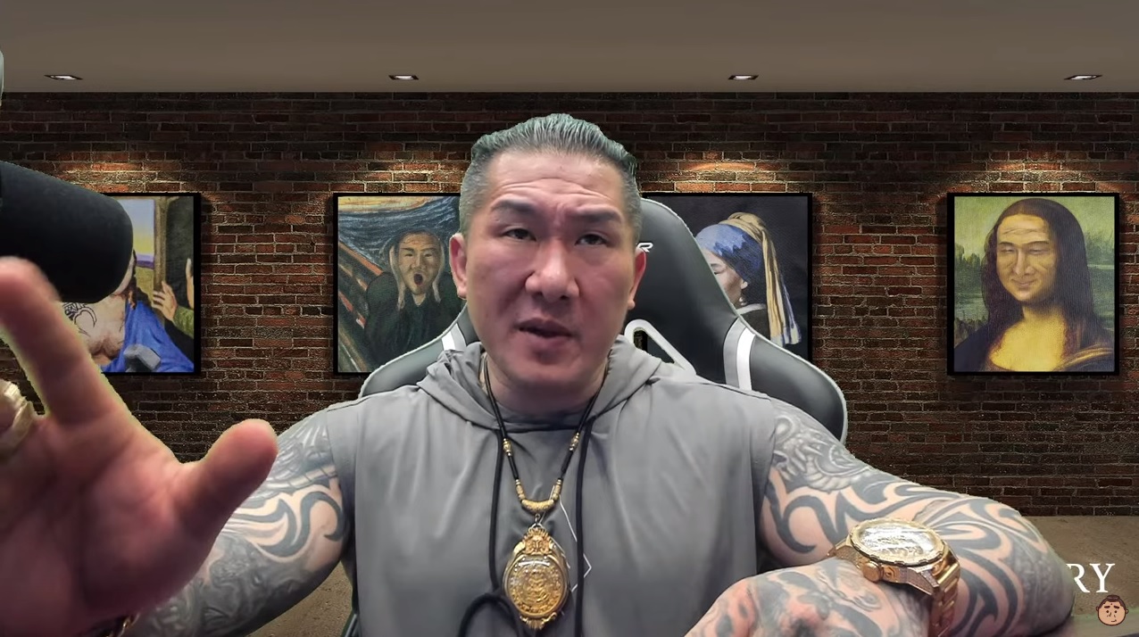 館長陳之漢開直播怒轟民進黨，直指自己遭槍擊一案「被壓住，檢察官不敢辦」，對此新北地檢署發聲明澄清了。（翻攝自館長惡名昭彰Youtube）