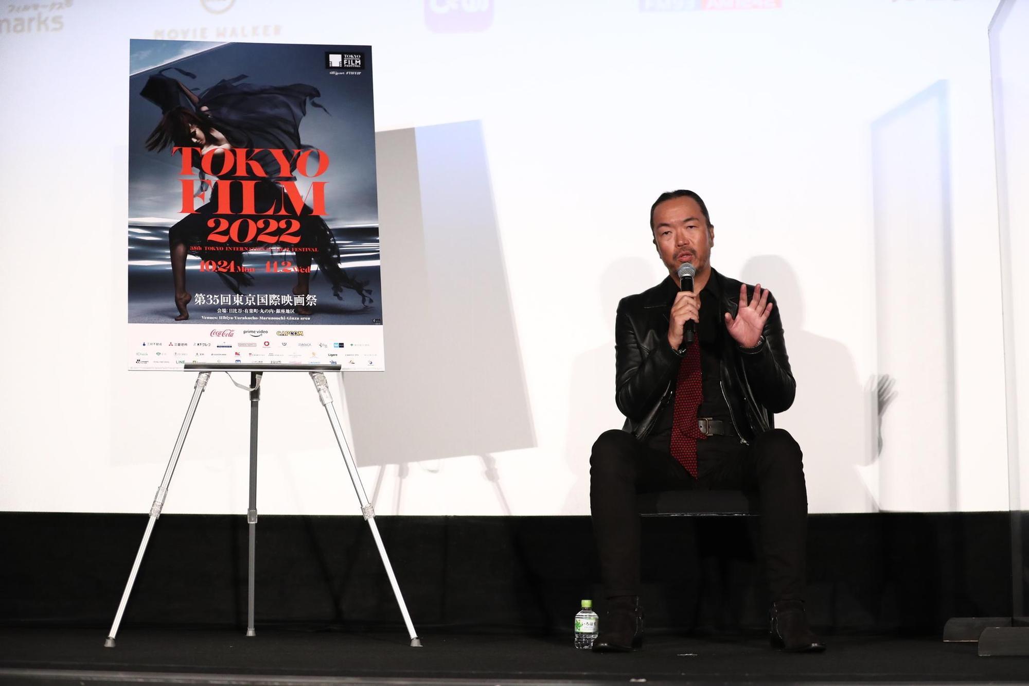 《遠方的閃光》是半野喜弘第四部執導長片，他出席東京國際影展世界首映與影迷分享創作歷程。（東京國際影展提供）