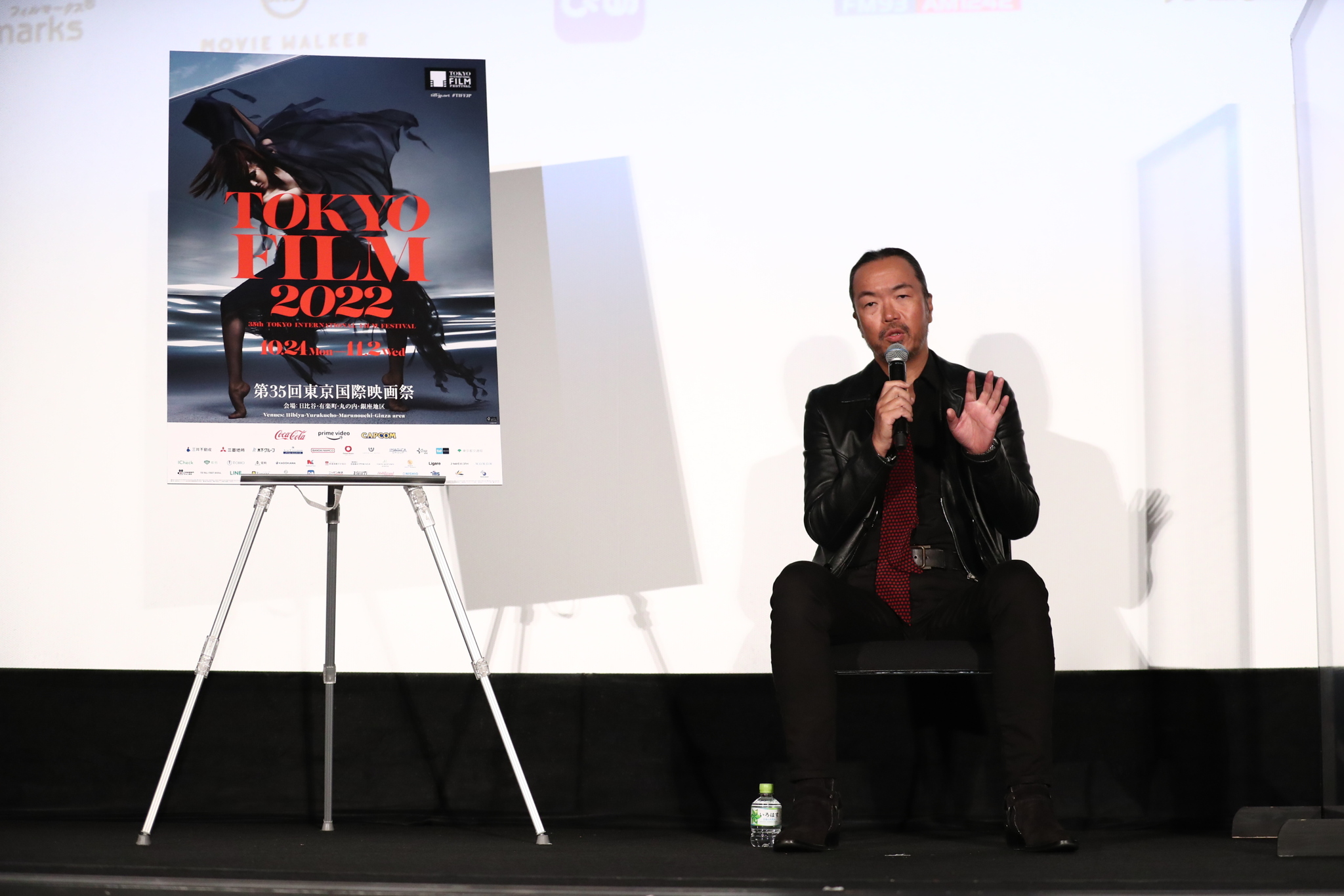 《遠方的閃光》是半野喜弘第四部執導長片，他出席東京國際影展世界首映與影迷分享創作歷程。（東京國際影展提供）