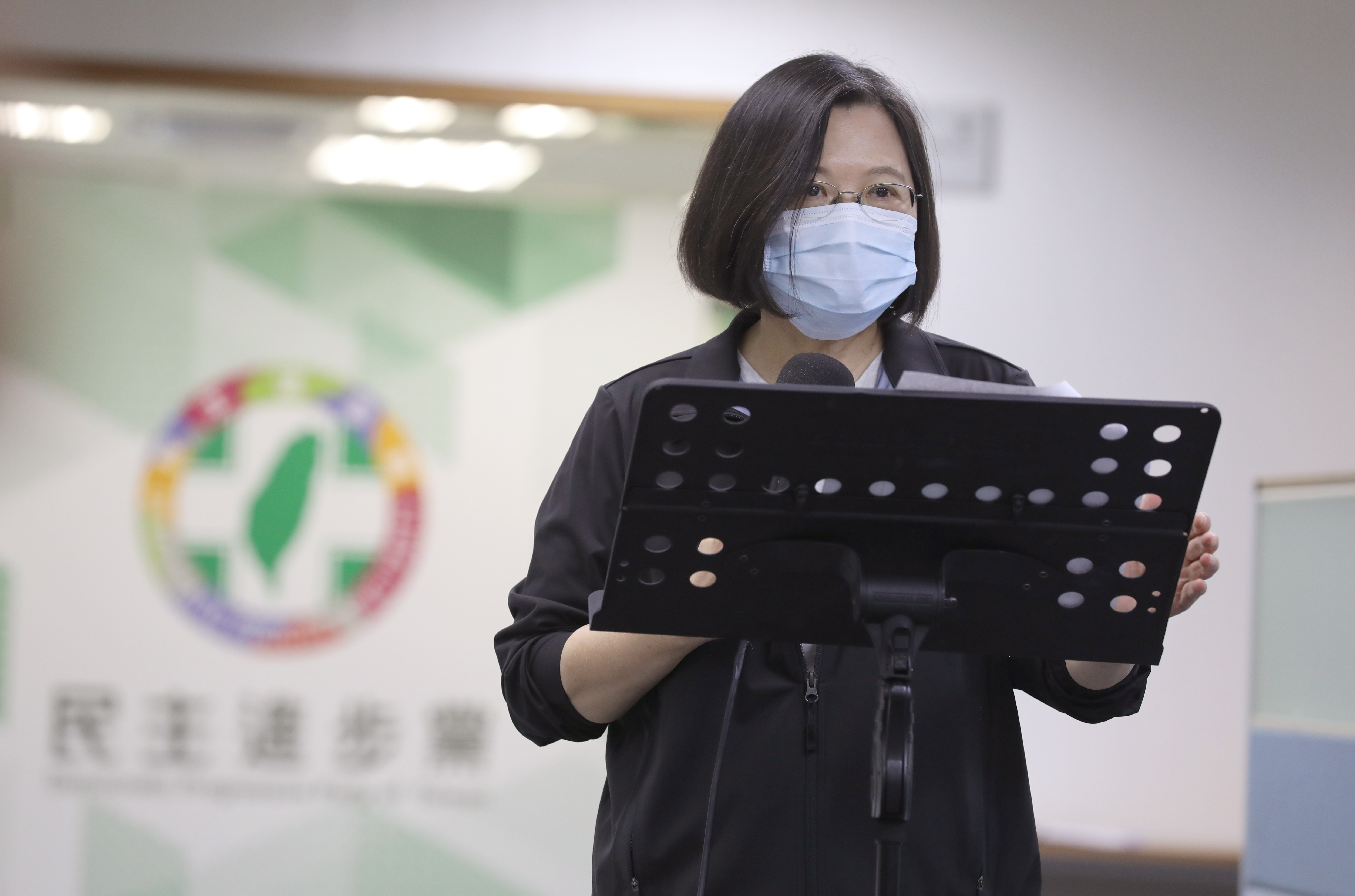 民進黨在九合一選舉中大敗，謝金河認為該黨得加速改革、大破大立，「最重要的是小英總統要逐漸放手」。（本刊資料照）