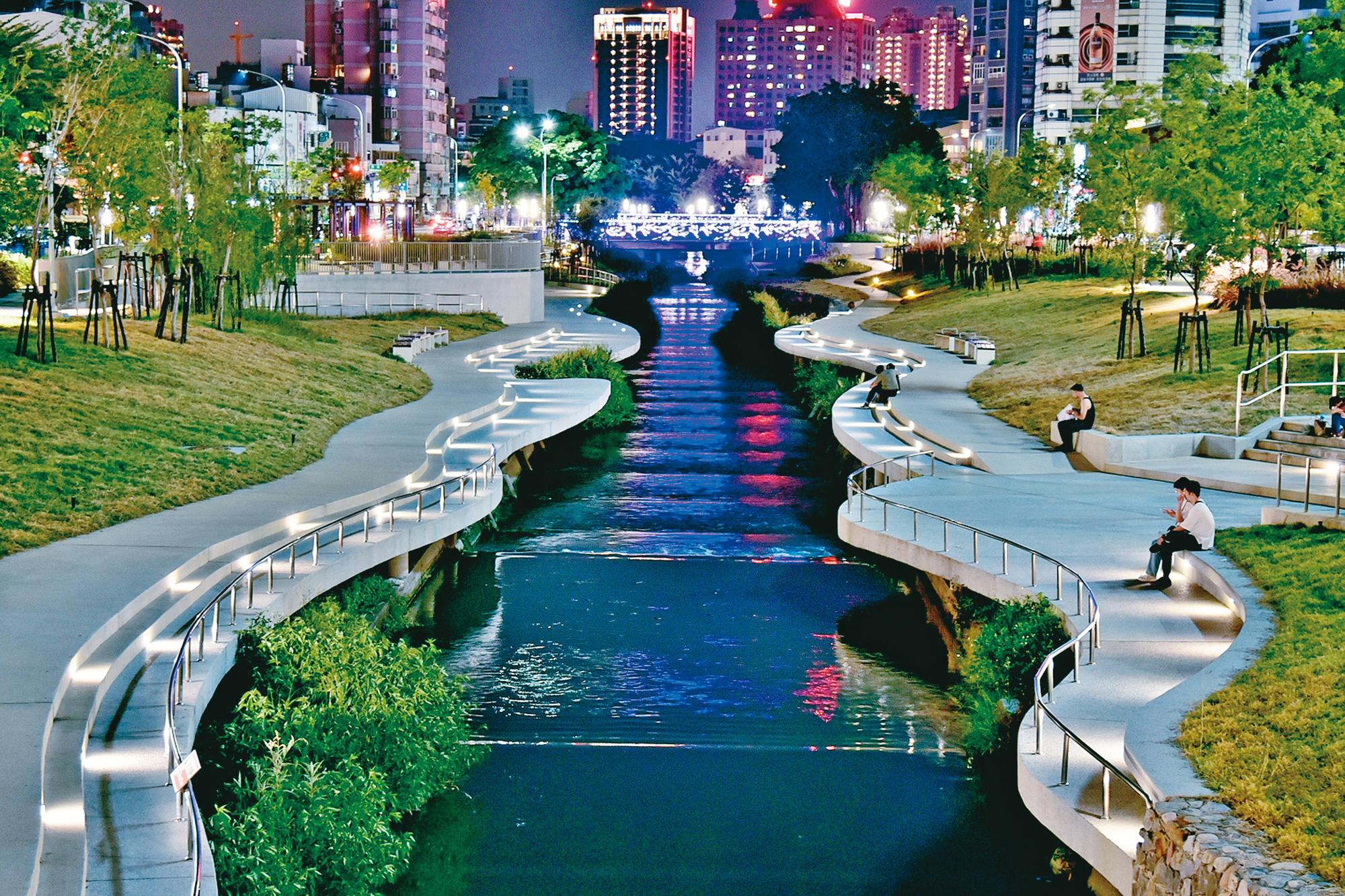 經整治後的柳川,景觀優美。(台中市政府水利局)