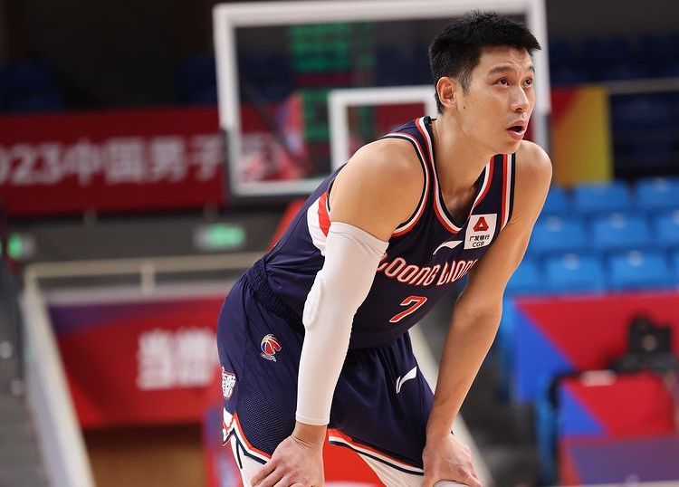 林書豪不滿封控中的健身器材不佳，痛罵「垃圾」。（翻攝林書豪IG）