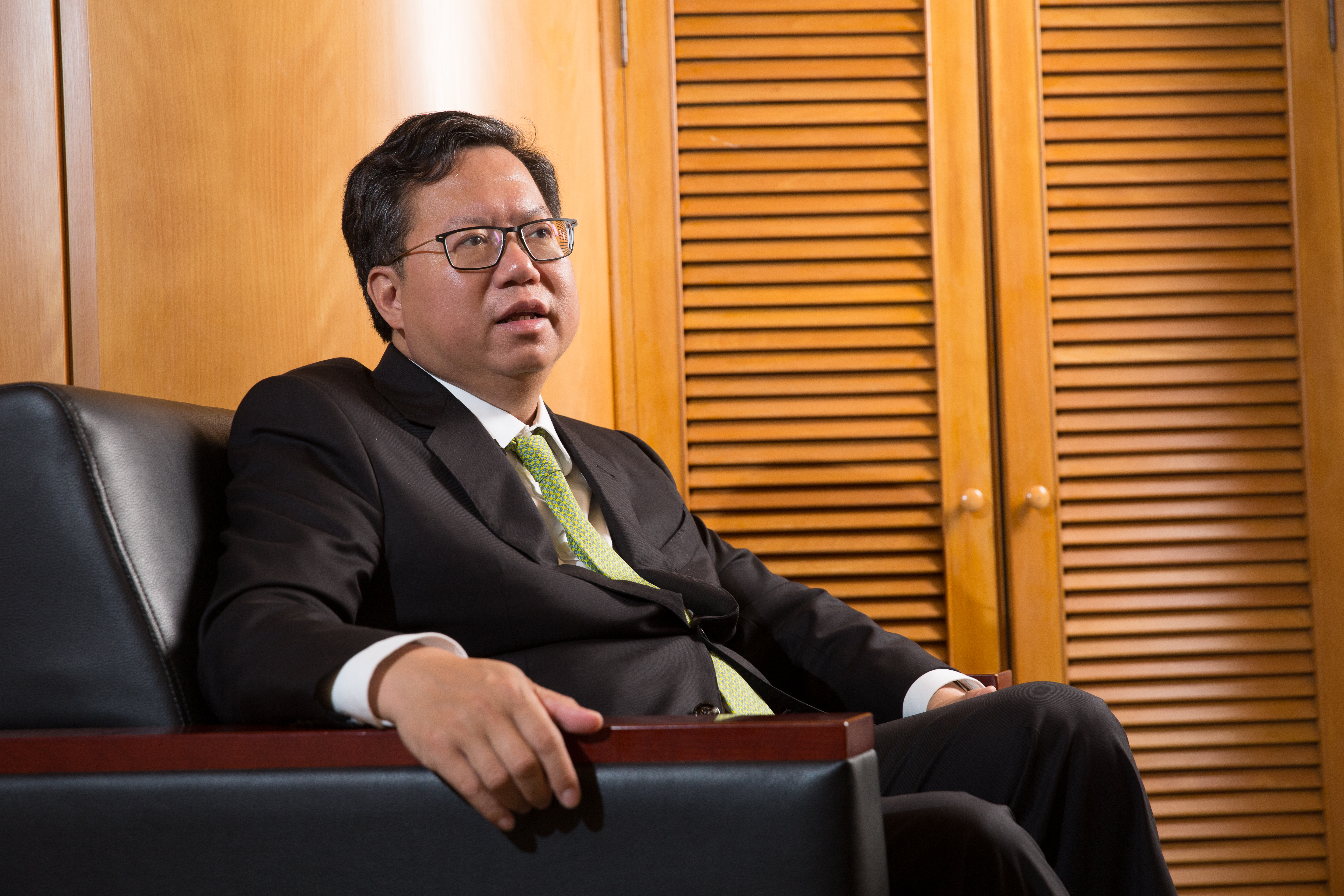 現任桃園市長鄭文燦昨晚po文，祝福張善政市長領導的市府團隊，能讓桃園發展得更好，市民生活更加幸福。（本刊資料照）