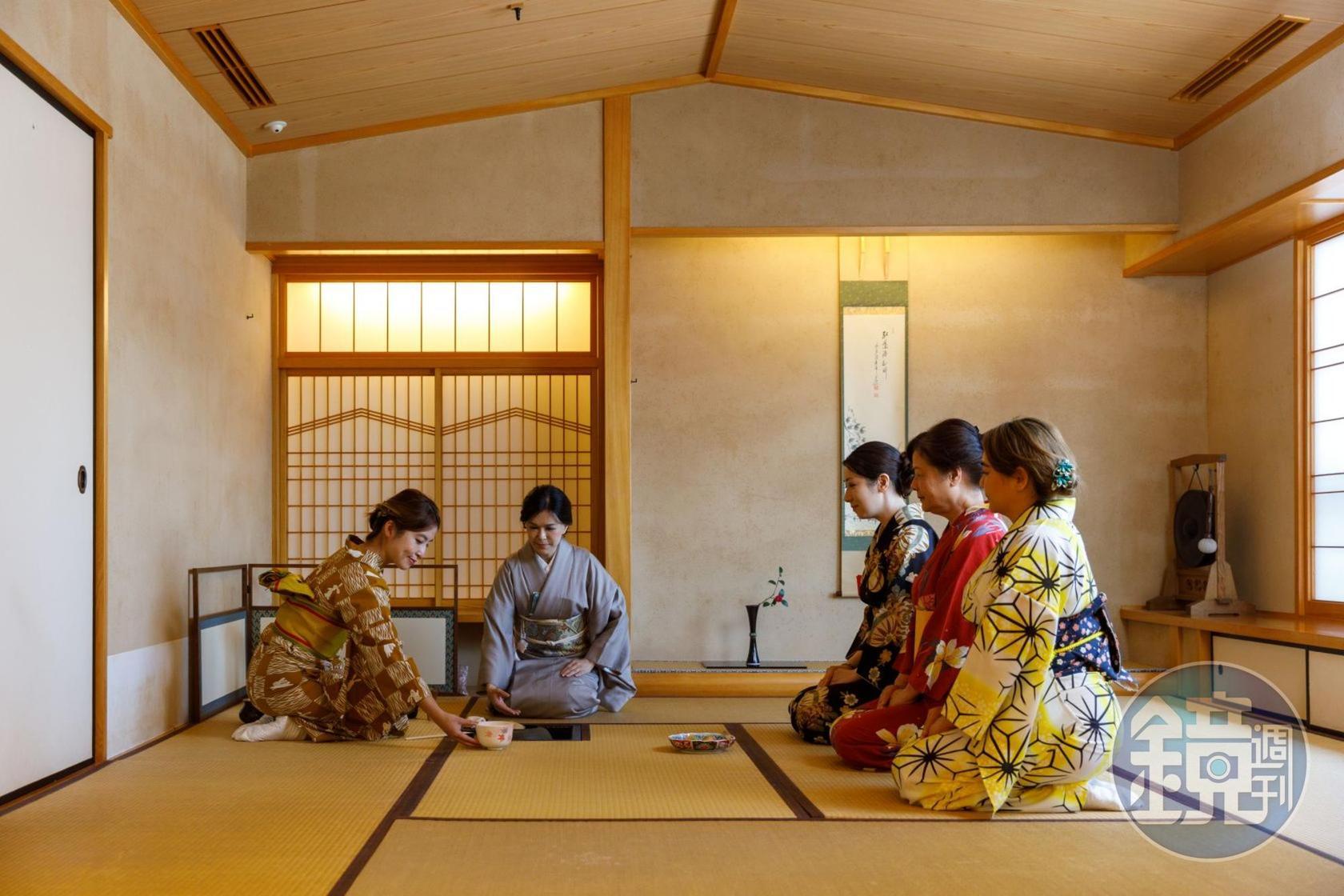 在「裏千家 宗萱茶道學苑」可以學習到正統裏千家流派的茶道。